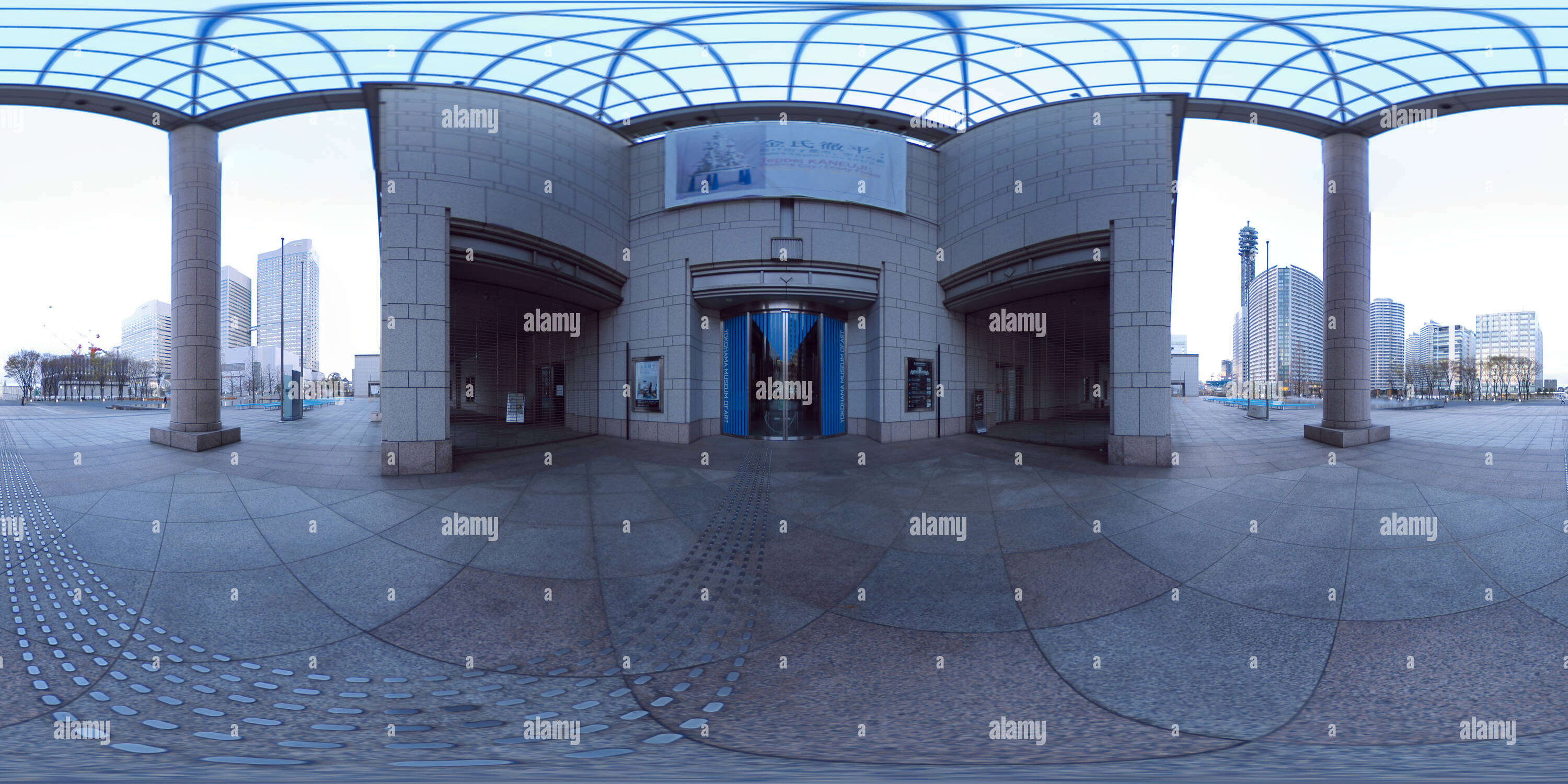 360° view of Yokohama Museum of Art. entrance Alamy