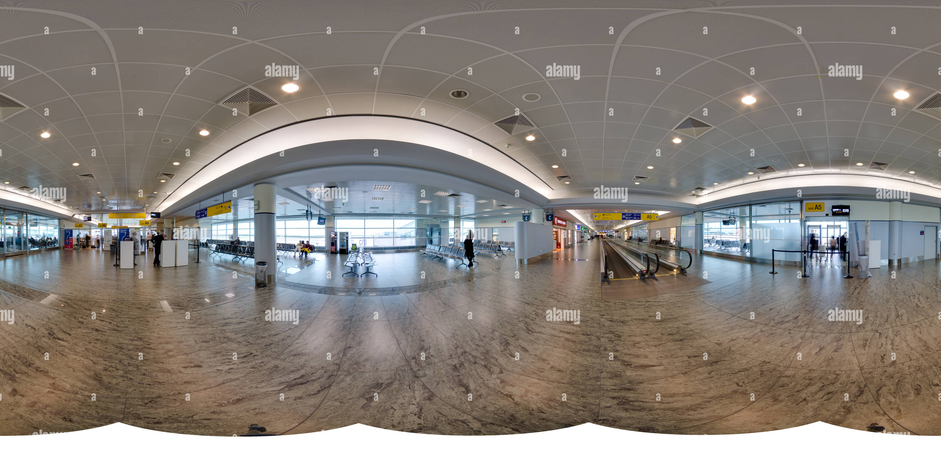 360° View Of Terminal 1 Gates A Alamy