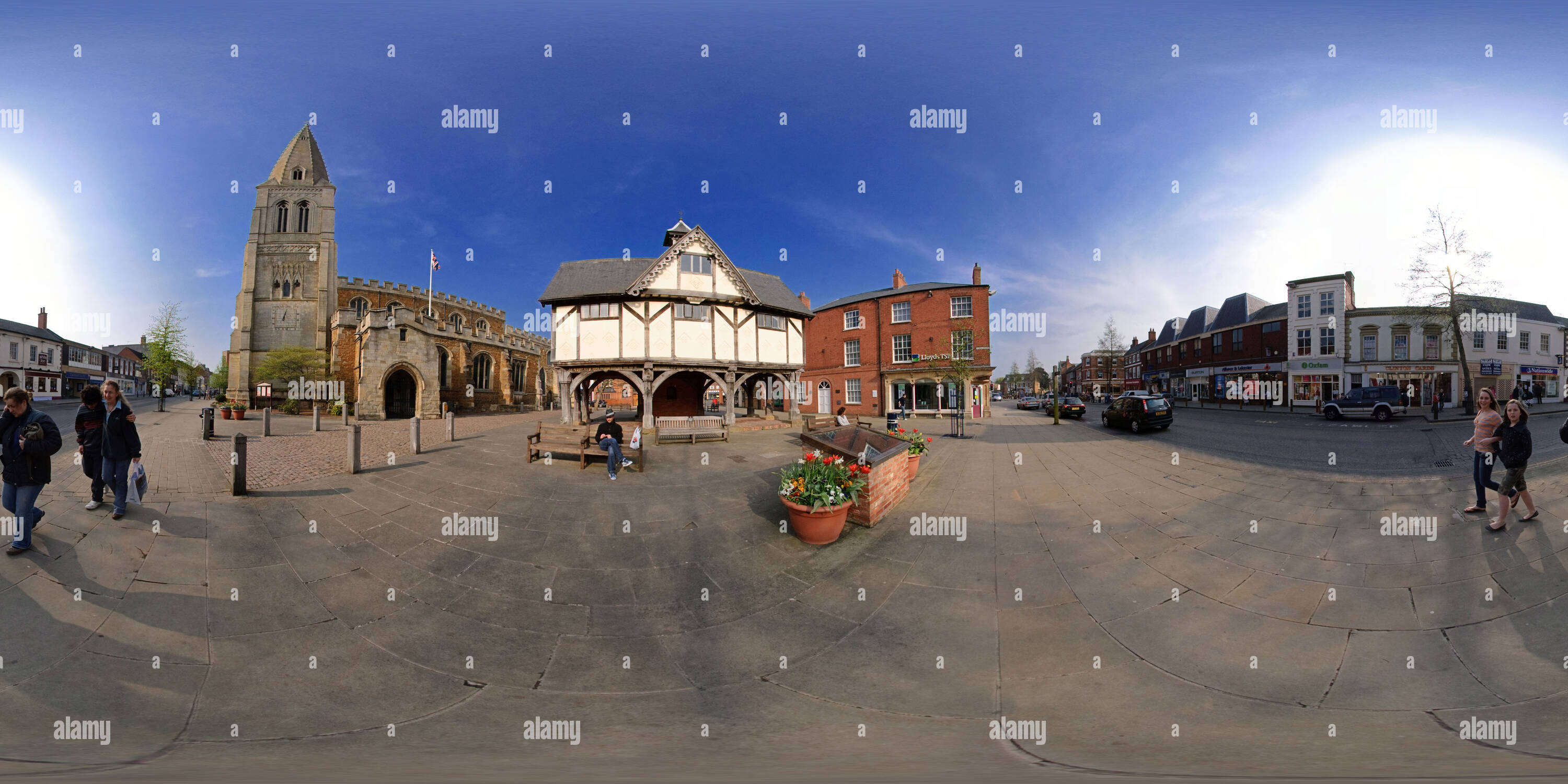 360° view of St Dionysius Church Market Harborough - Alamy