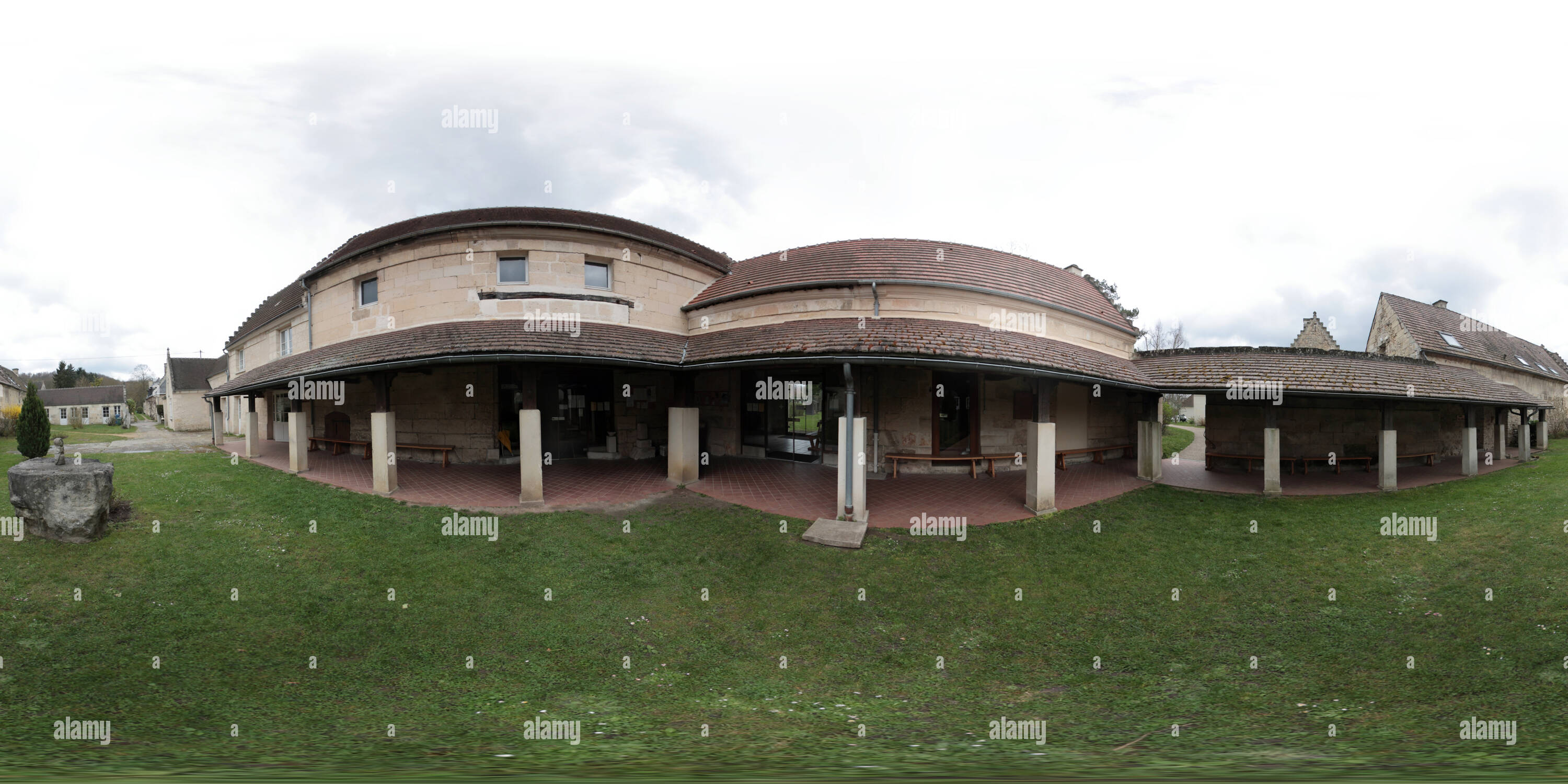 360 view of Trosly Breuil 2015 April Notre Dame de L Arche Alamy