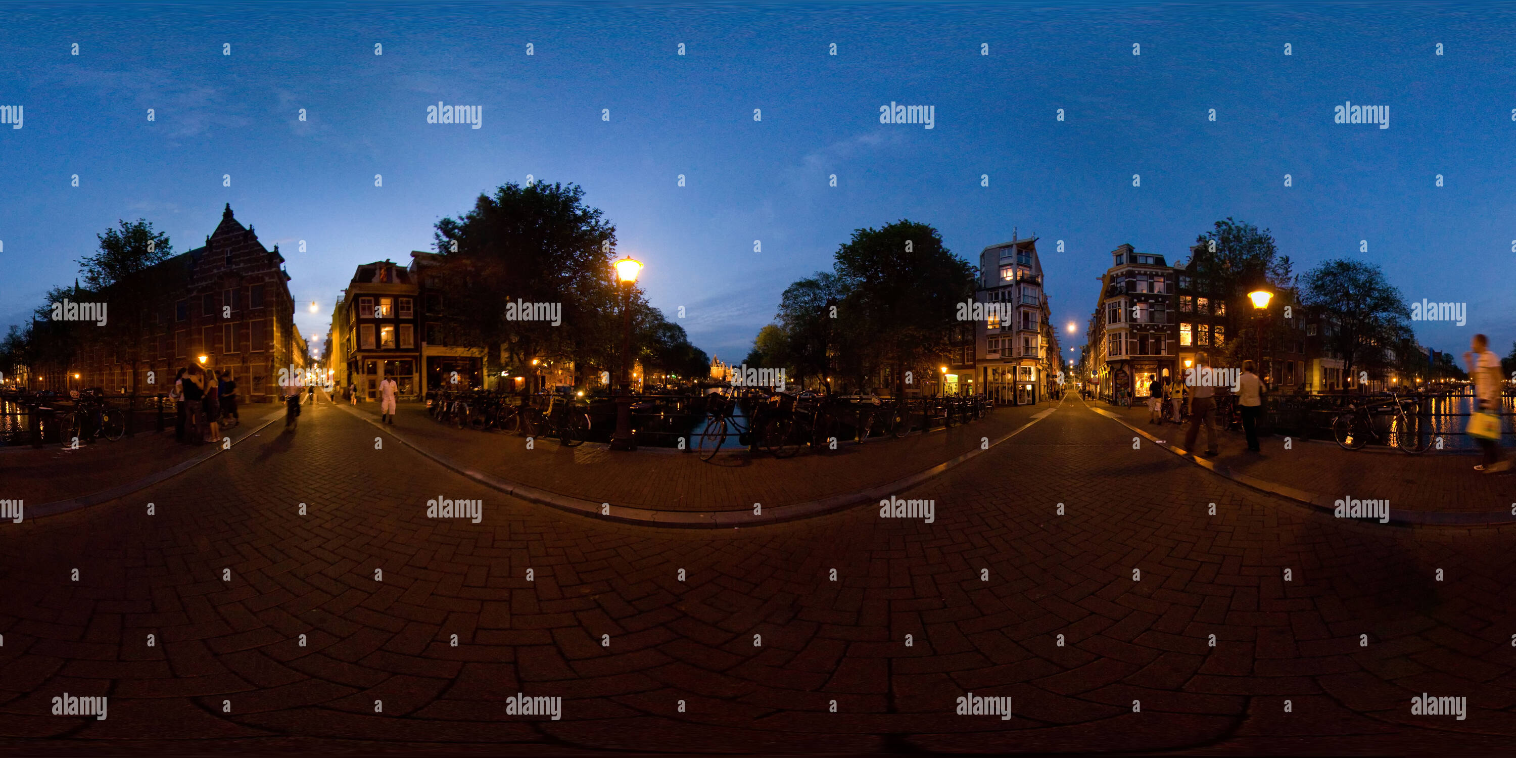 360° view of Oude Hoogstraat Alamy