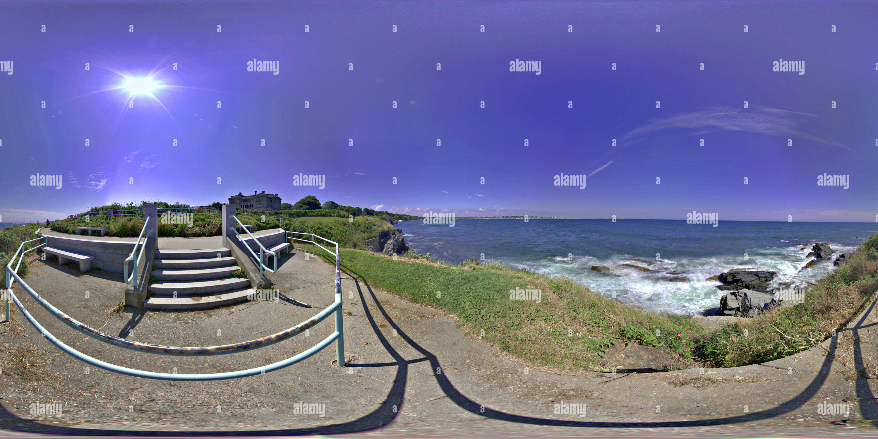 360° view of Ochre Point on Newports Cliffwalk Alamy