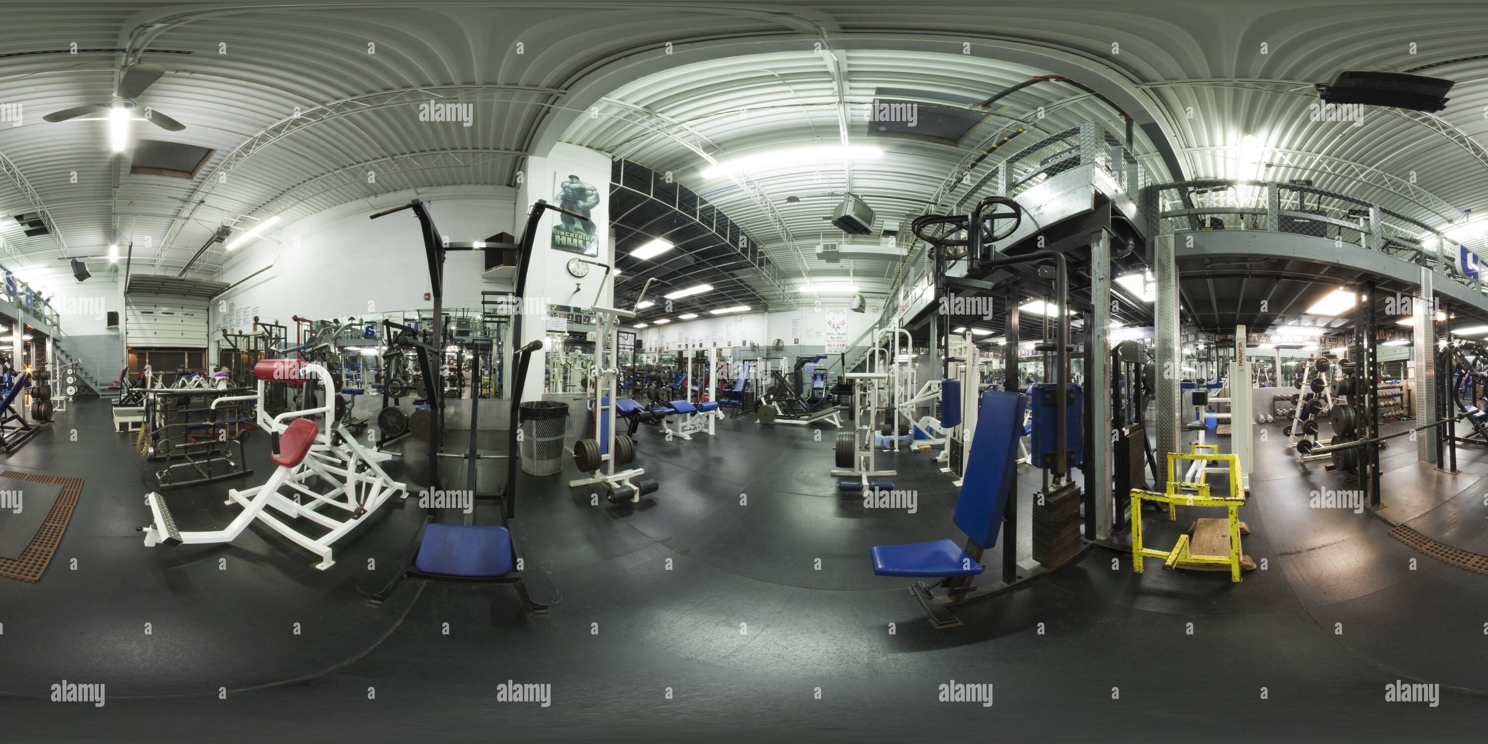 360 degree panoramic view of USA Gym, Bridgeview IL - a real Hardcore gym
