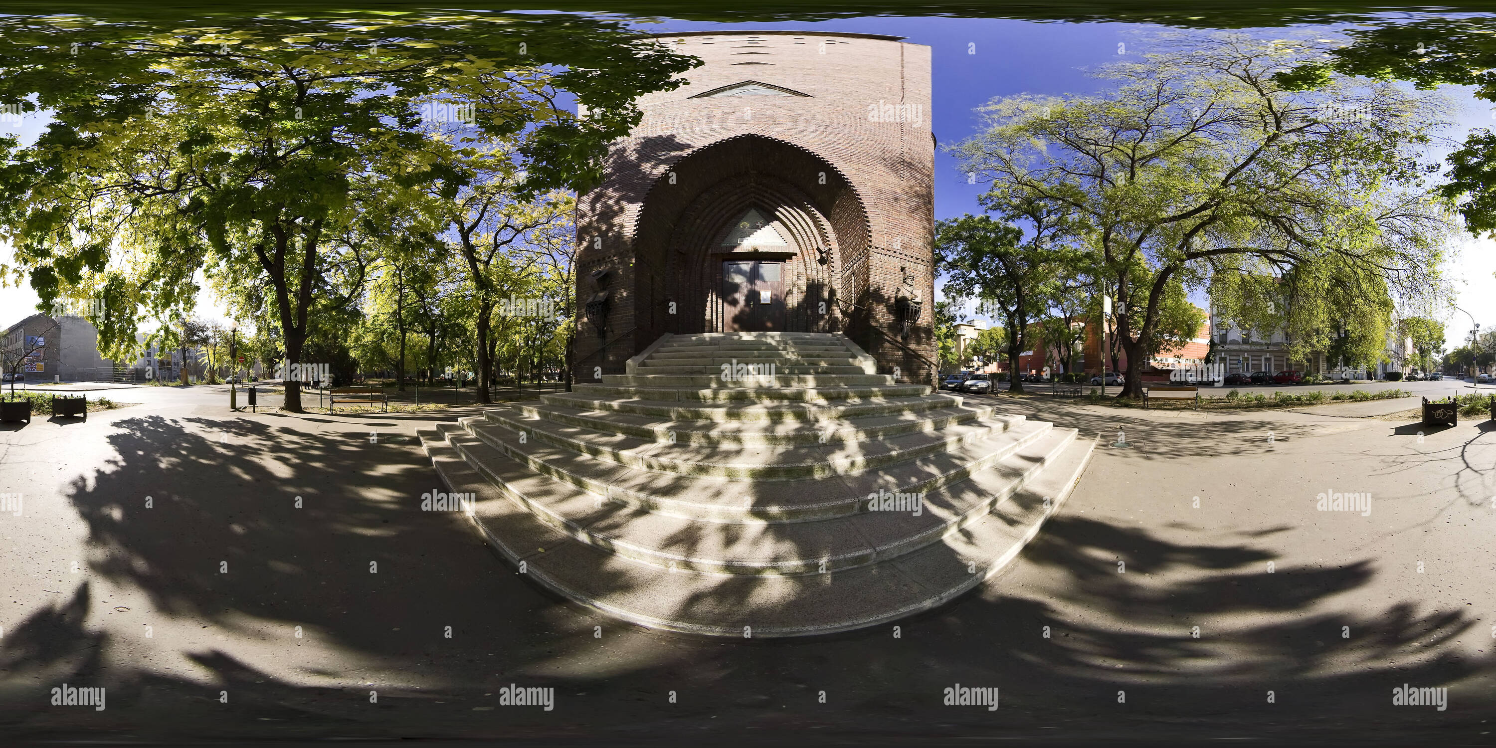 360 degree panoramic view of Reformed church entrance