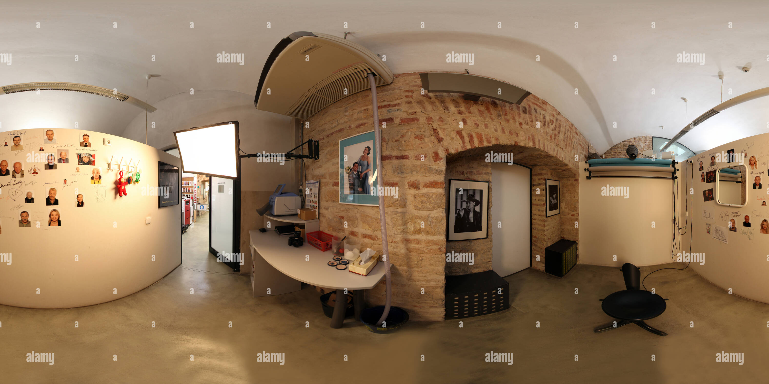 360° view of Centrum FotoSkoda - Studio department - small studio - Alamy