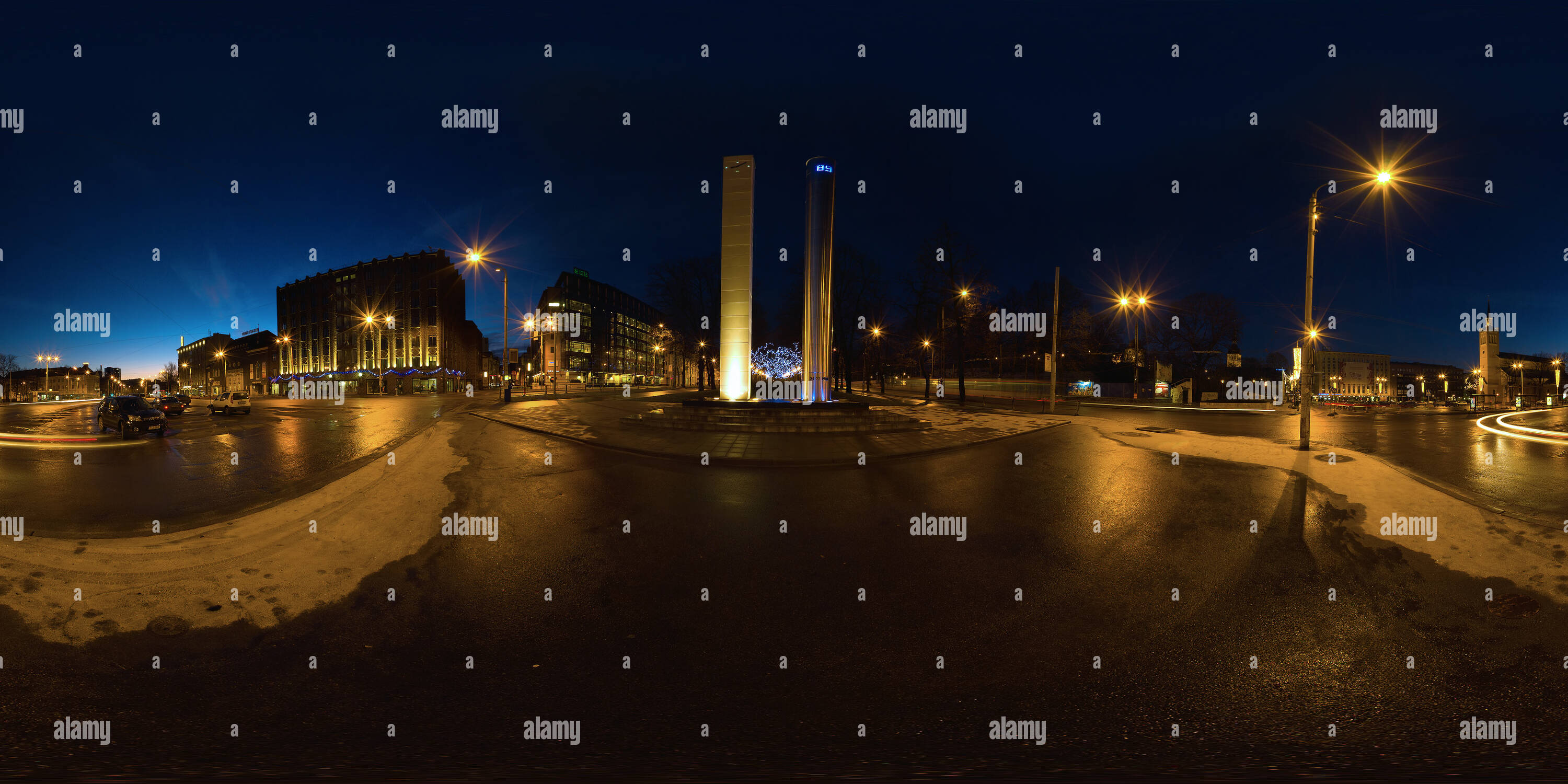 360° view of Freedom Clock at Vabaduse väljak (Freedom Square Alamy