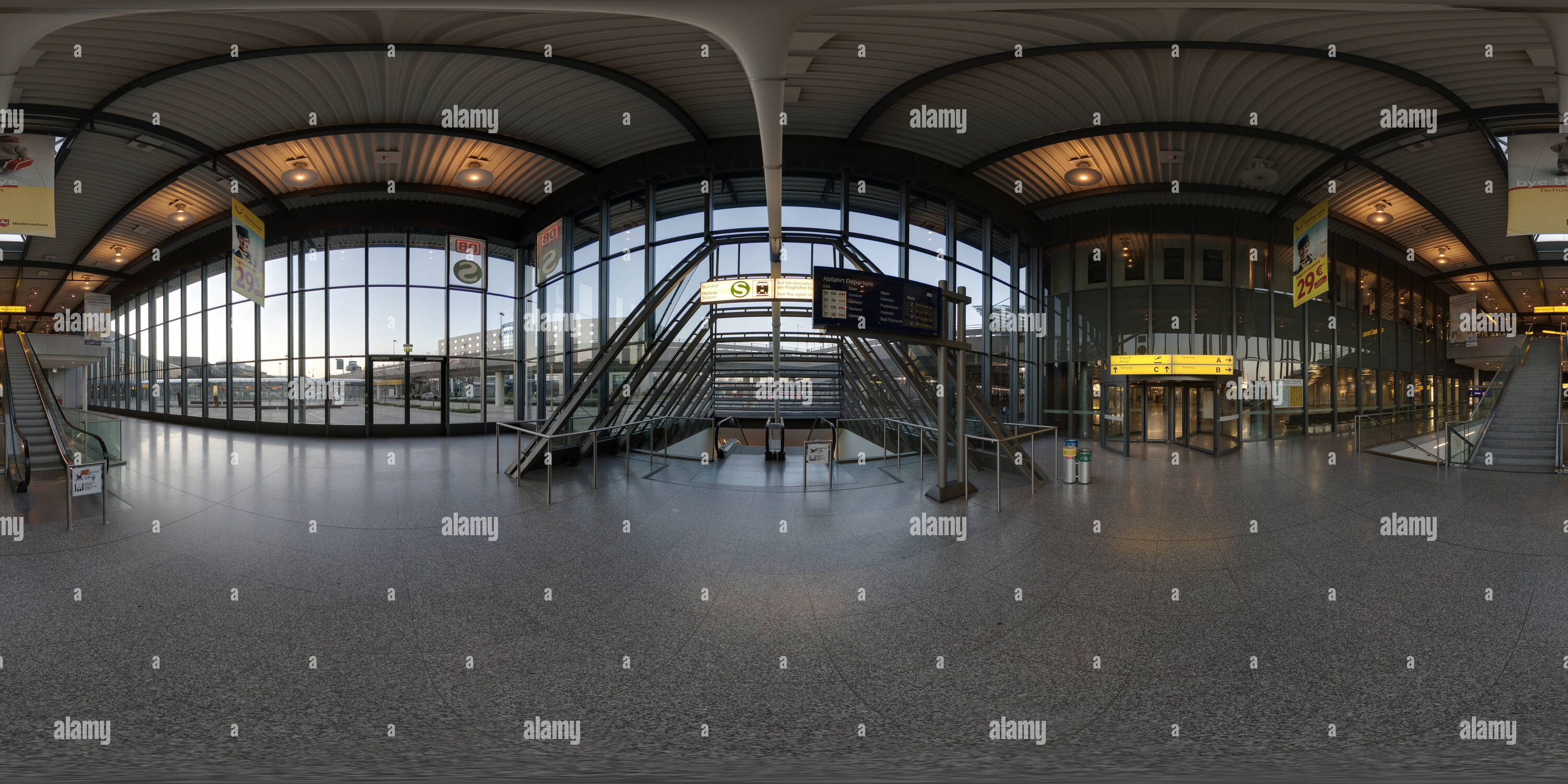 360° View Of Hannover Airport - Alamy