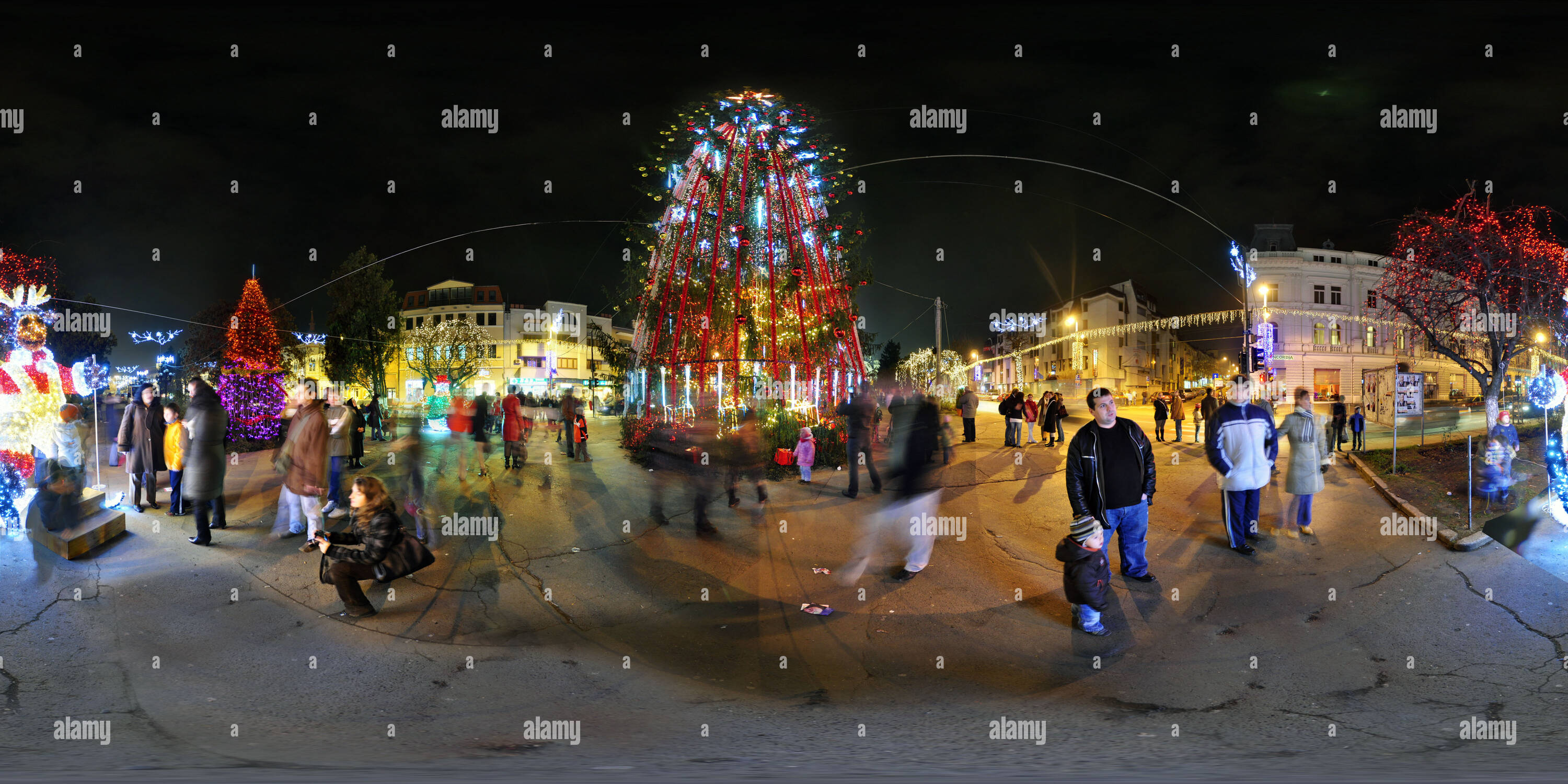 360 degree panoramic view of The Christmas Tree in the Roses Square in Targu Mures