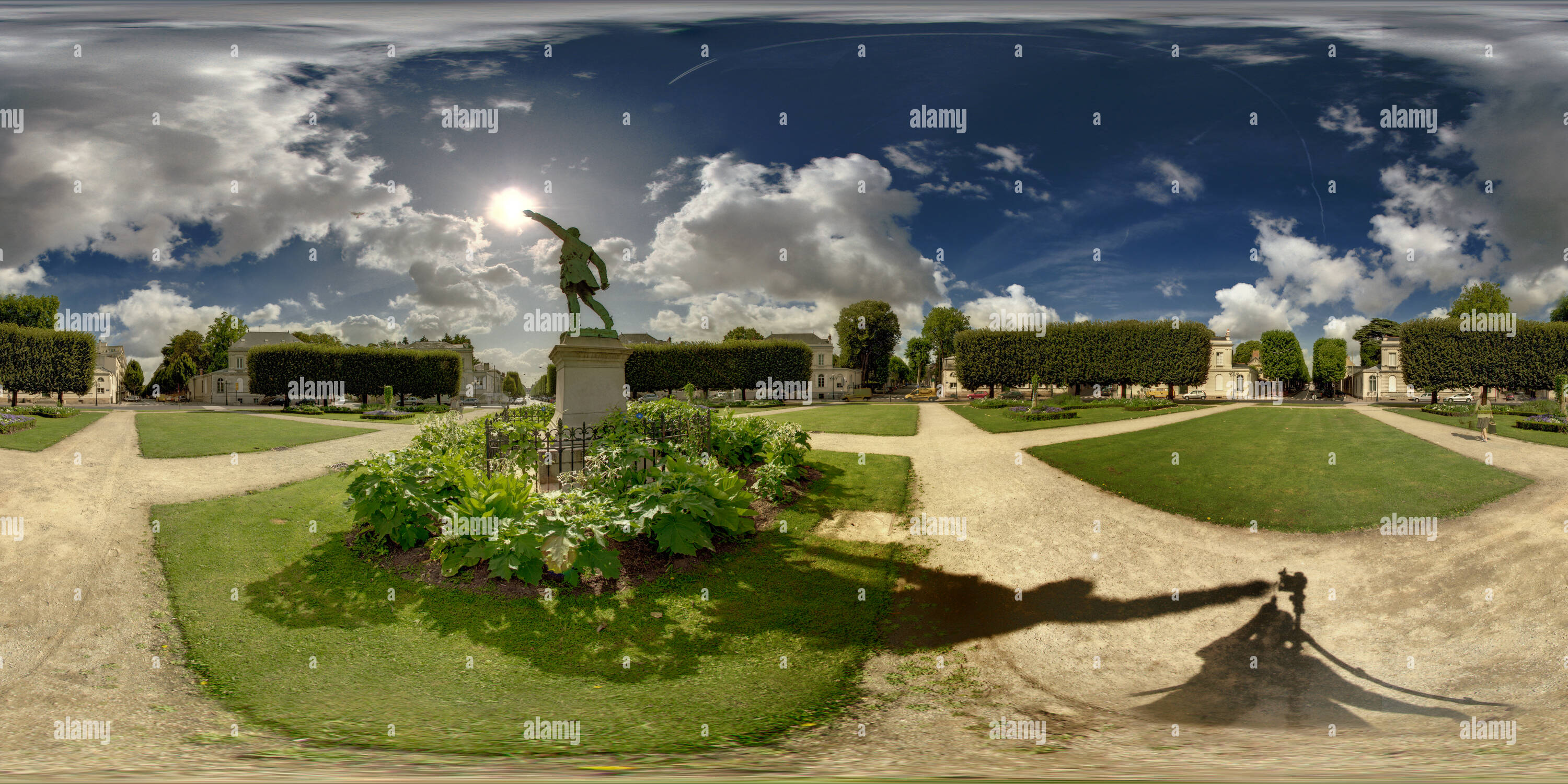 360 degree panoramic view of Pressing The Shutter Button Nantes