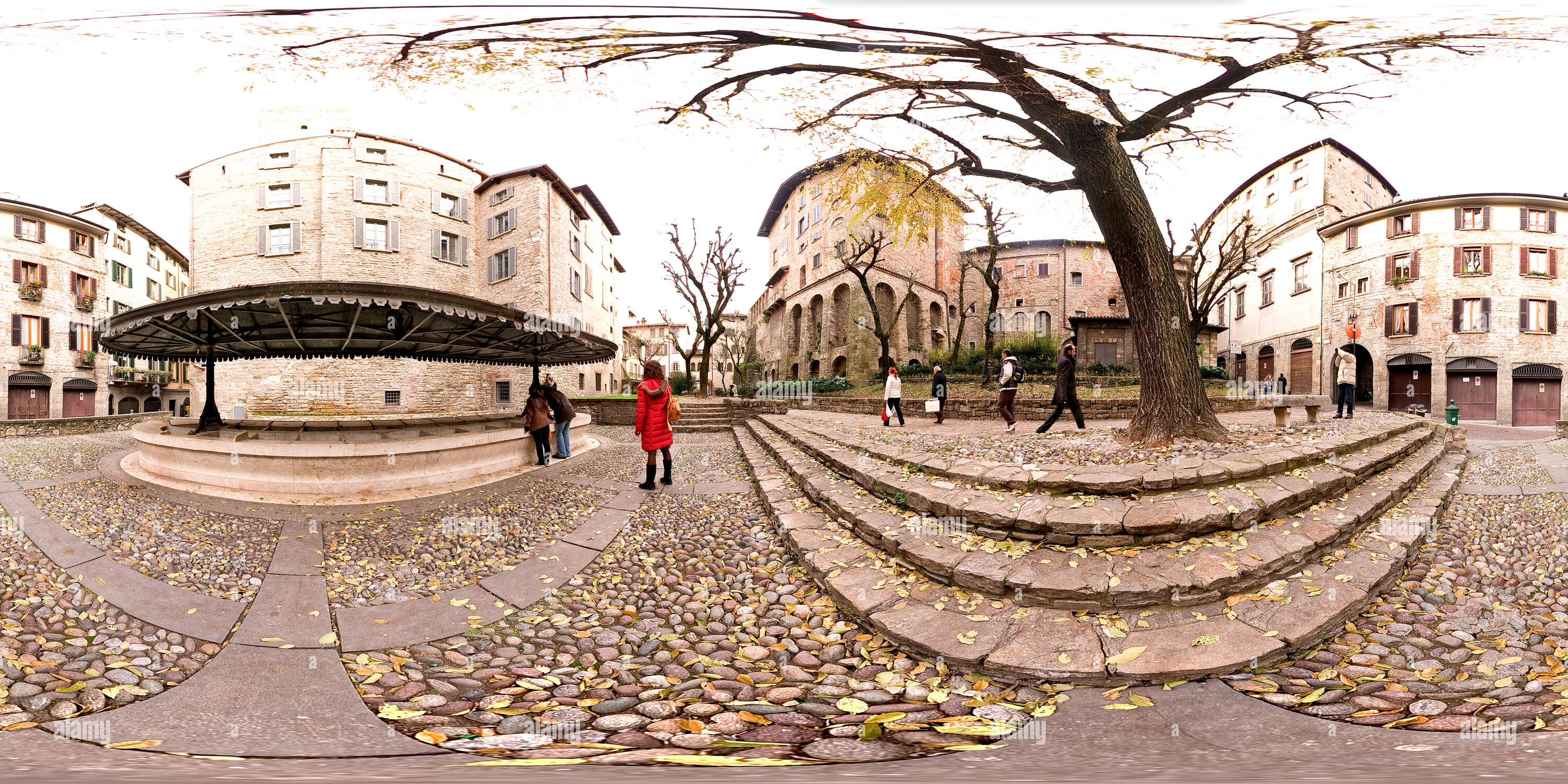 BERGAMO, ITALY - FEBRUARY 25, 2019: patio of seminary Seminario Vescovile  di Bergamo Giovanni XXII on street Via Arena in Upper Town (Citta Alta) of  B Stock Photo - Alamy