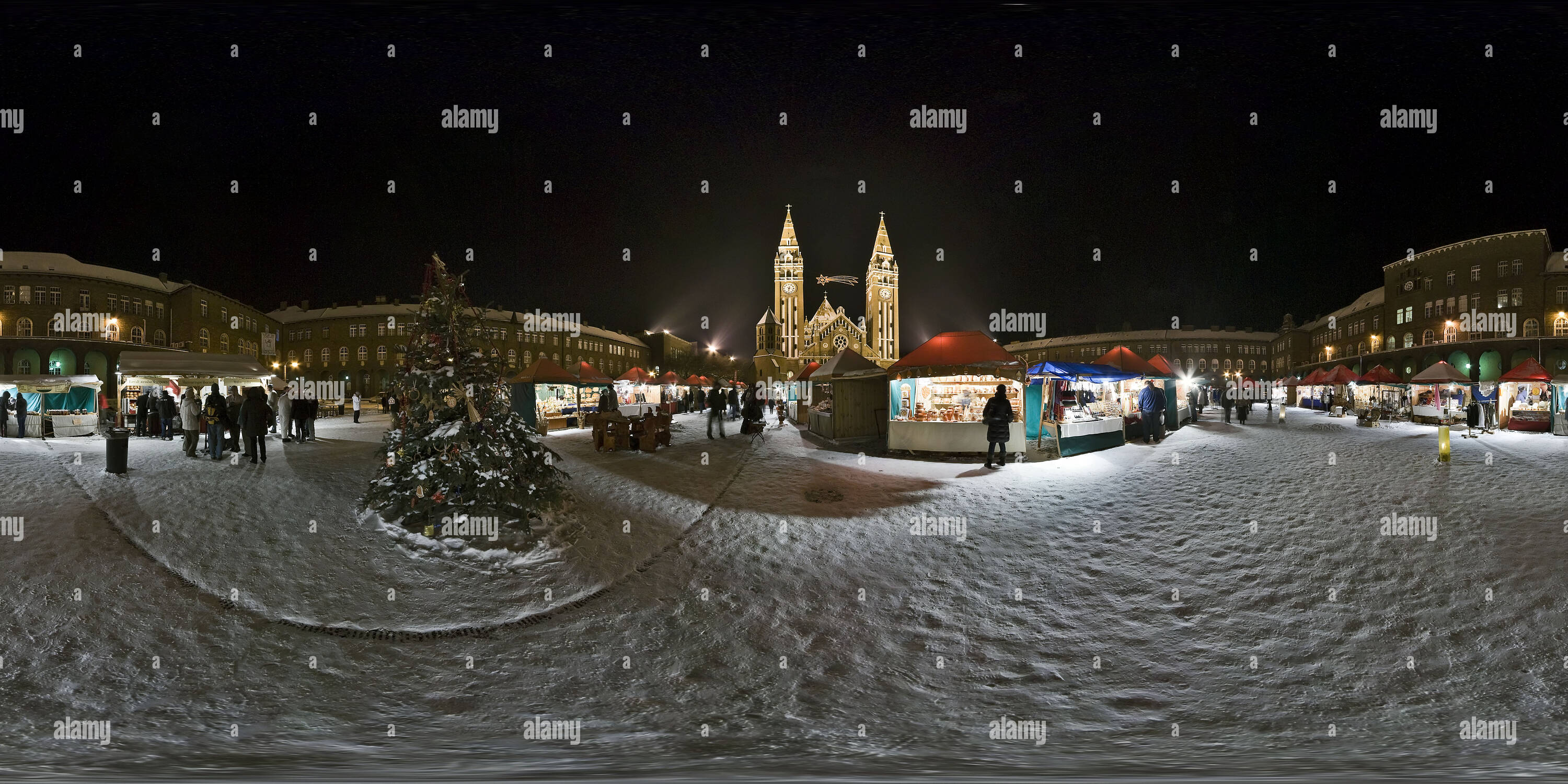 360 degree panoramic view of Dom square - Advent fair