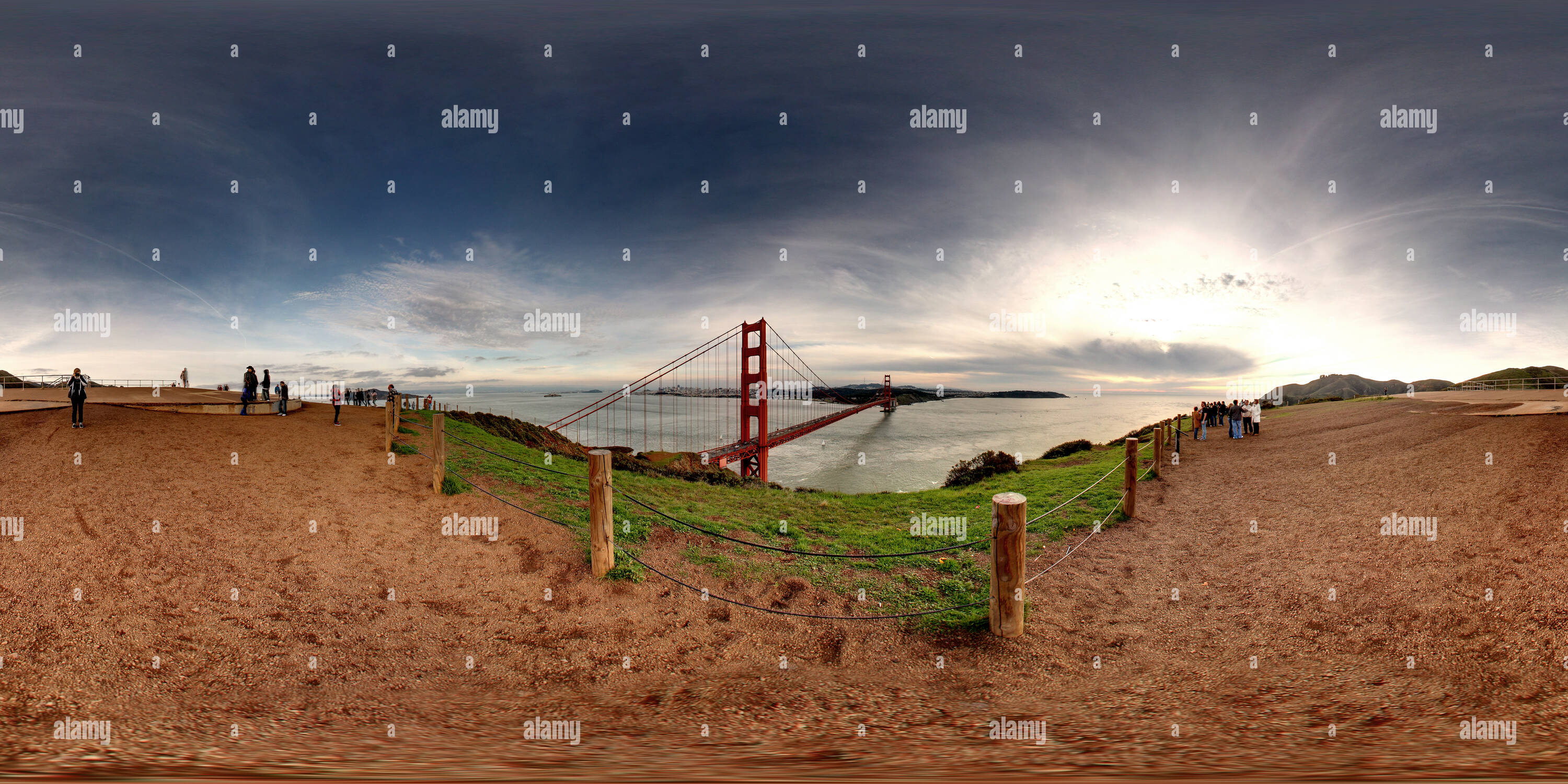 360° view of Golden Gate Bridge from Hendrik Point Alamy
