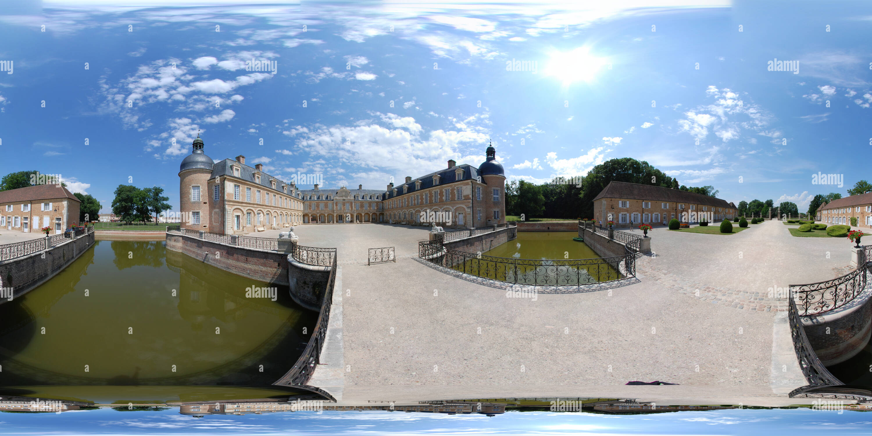360° view of Chateau de PierredeBresse, Bourgogne, France Alamy 360° view of Chateau de PierredeBresse, Bourgogne, France Alamy