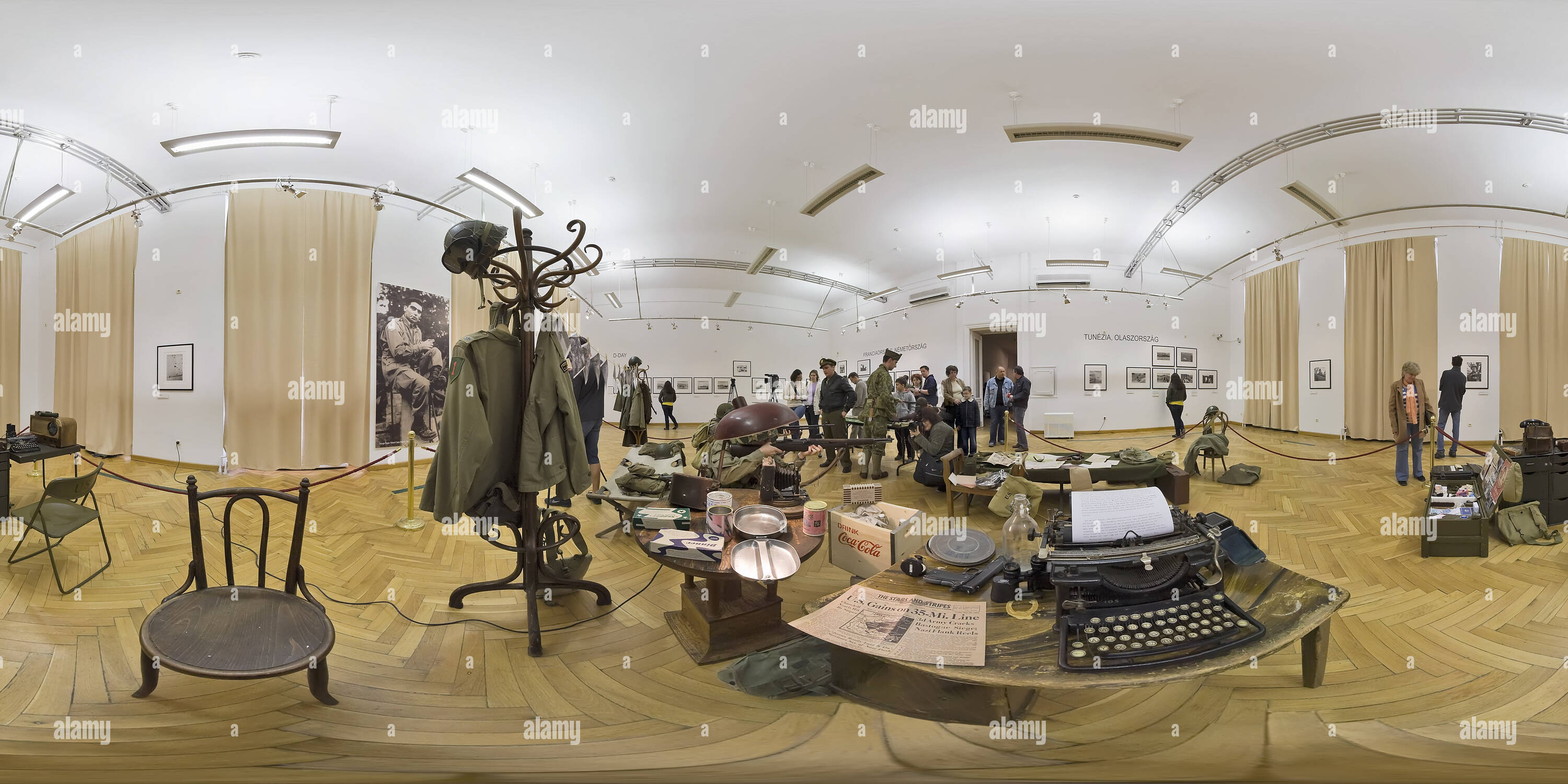 360 degree panoramic view of Robert Capa photo exhibition - American military traditionalists' exhibition