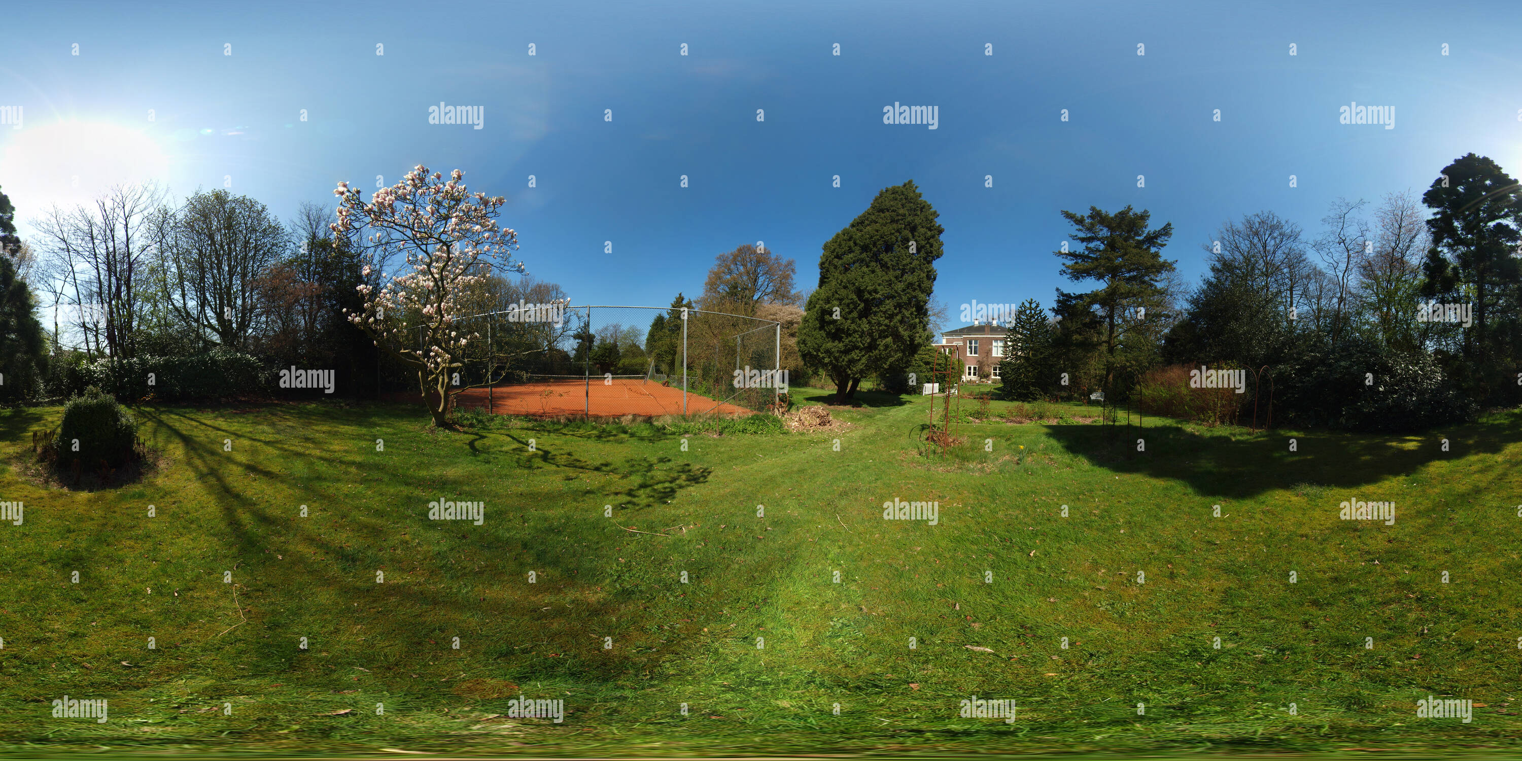 360° view of De Vroenhof, Warmond - Rozentuin - Alamy