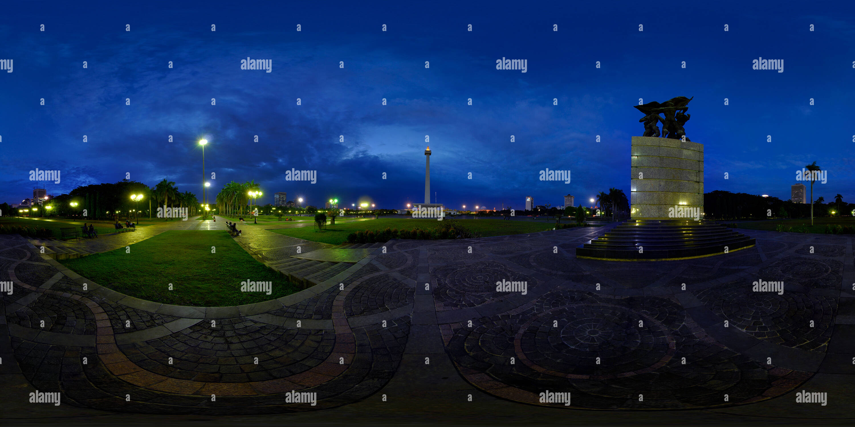 360° View Of National Monument Monas, Jakarta - Alamy