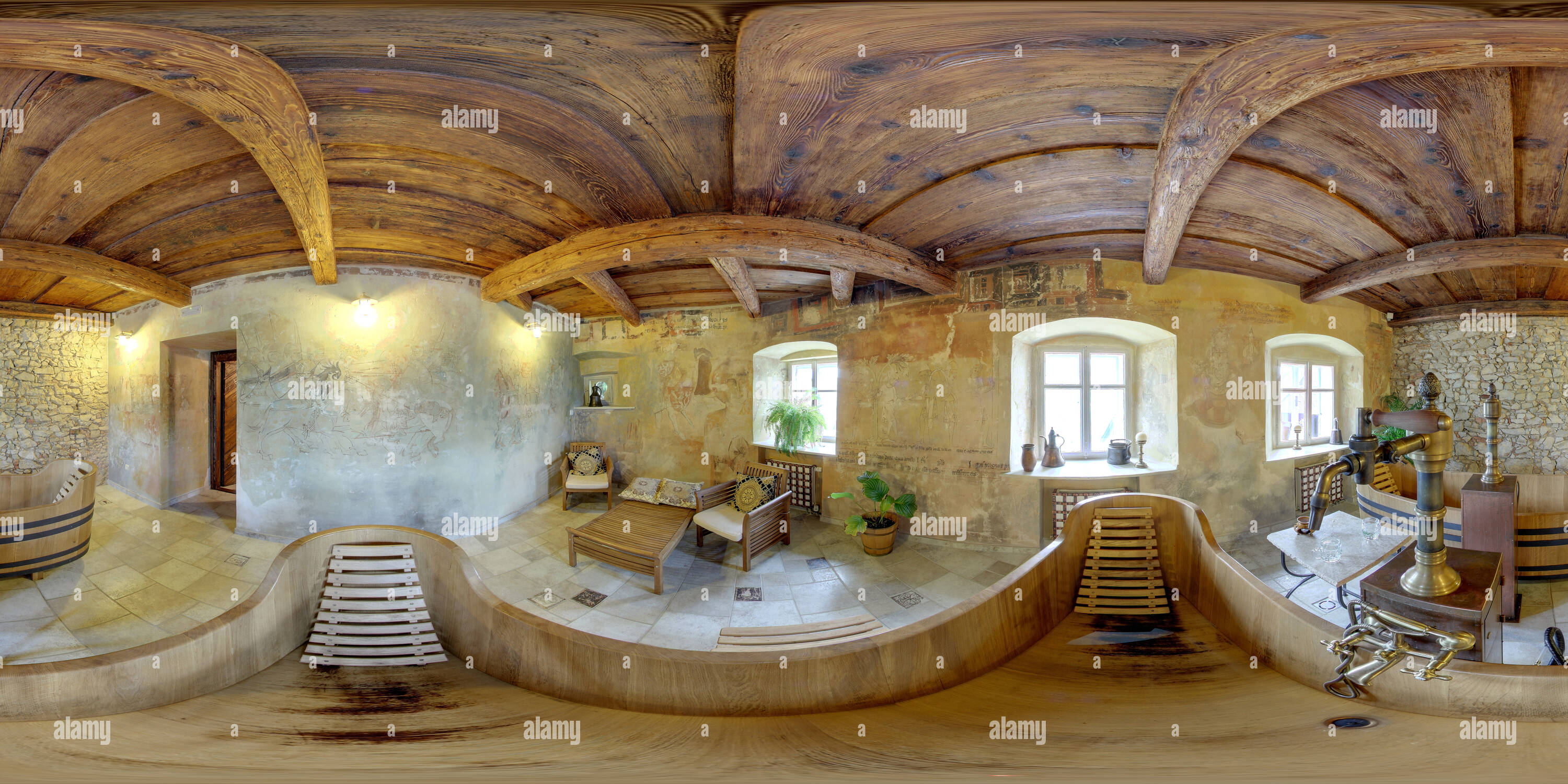 360-view-of-pivn-l-zn-ve-tramberku-alamy