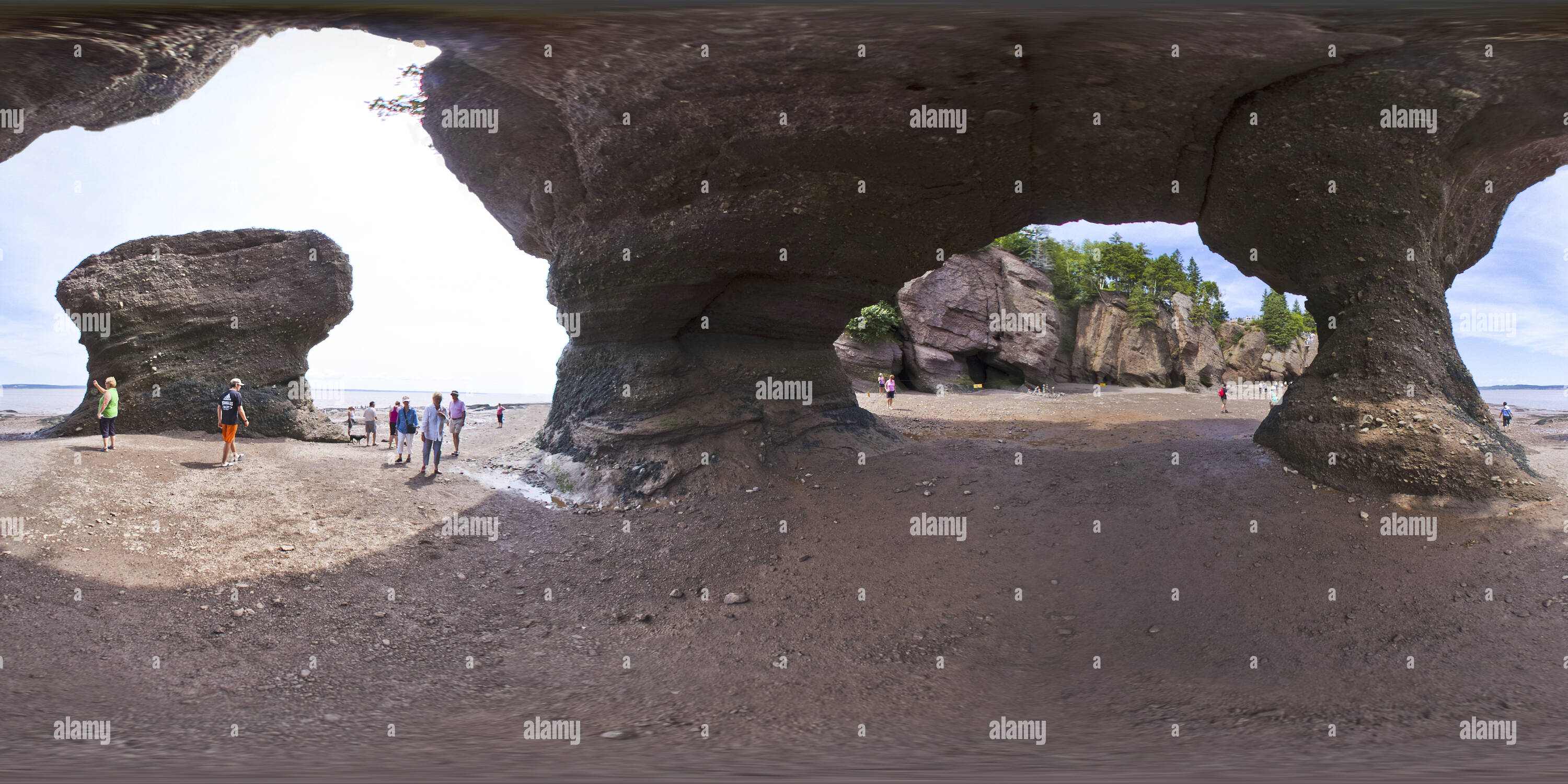 360° view of Hopewell Rocks 12 - Alamy