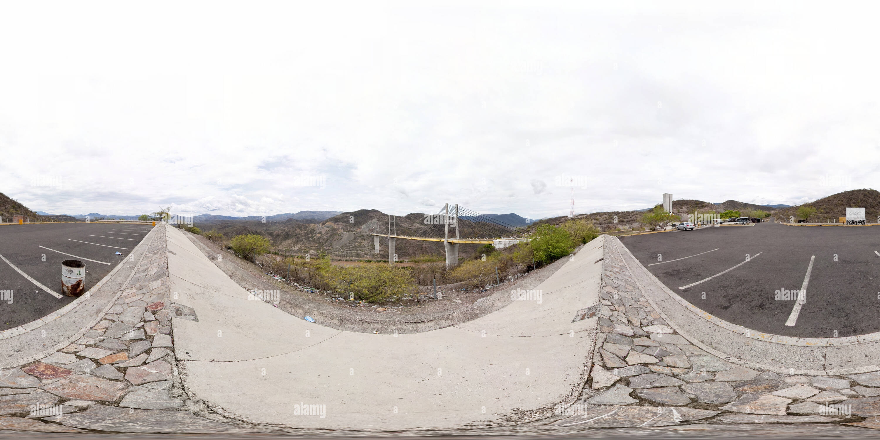 360° view of The Mezcala Bridge - Alamy