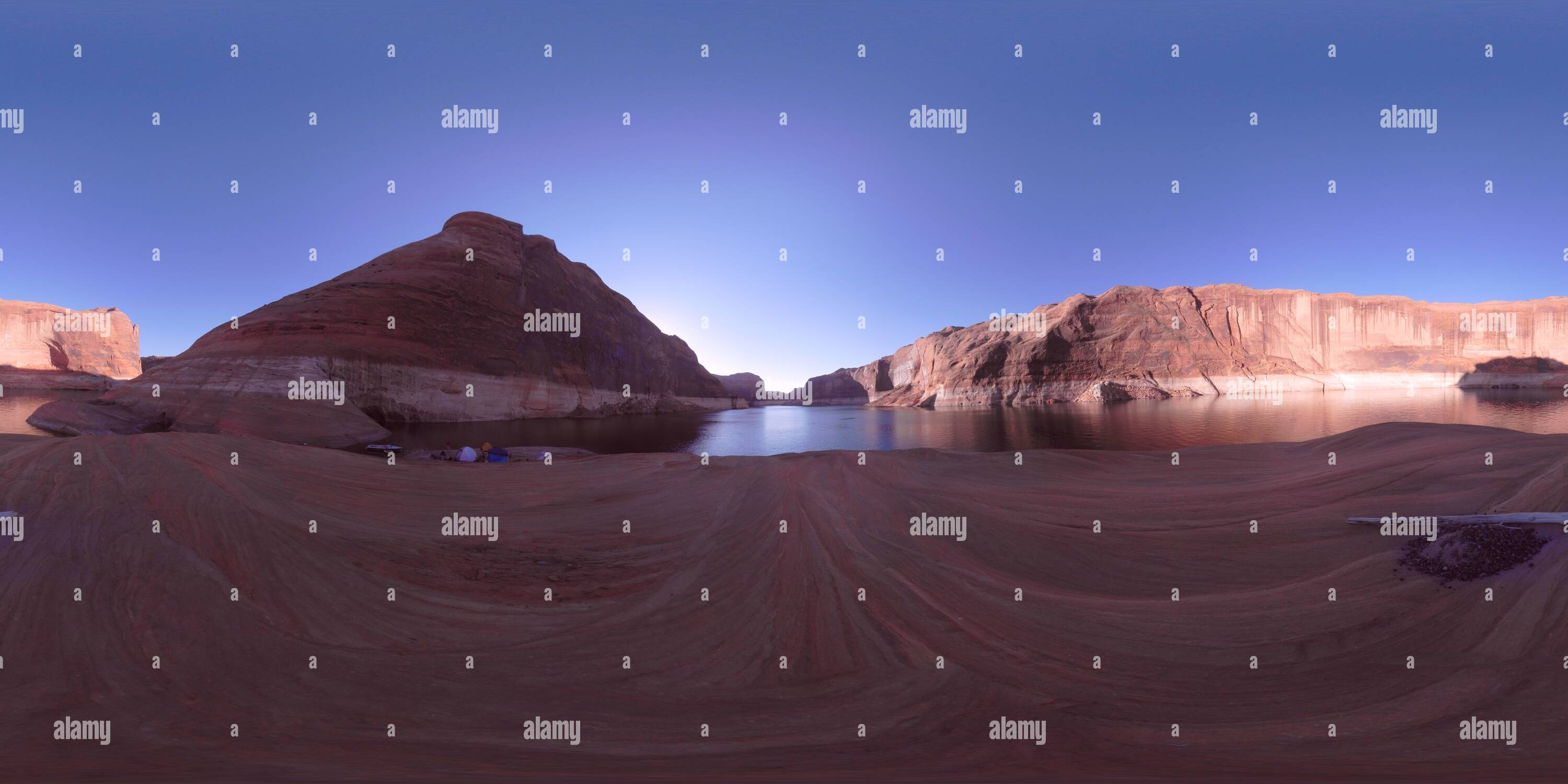 360° view of Near Three Roof Ruin, Escalante Arm, Lake Powell, Utah