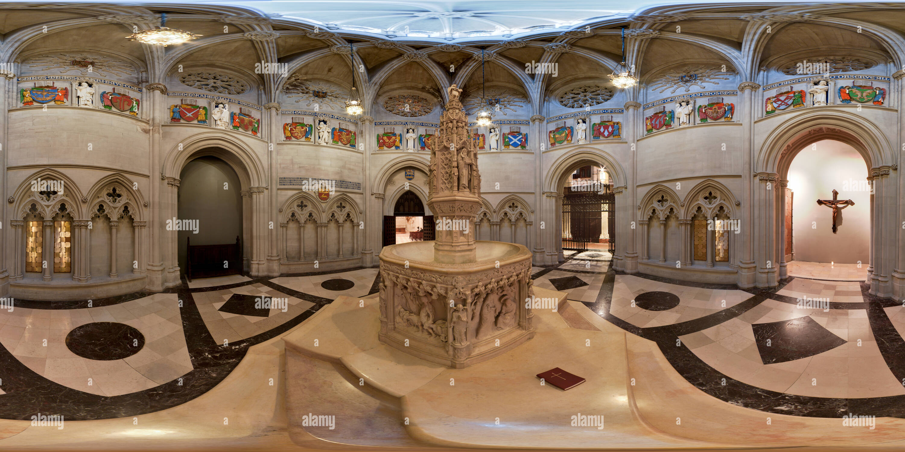 360° view of Cathedral Church of Saint John the Divine - Alamy