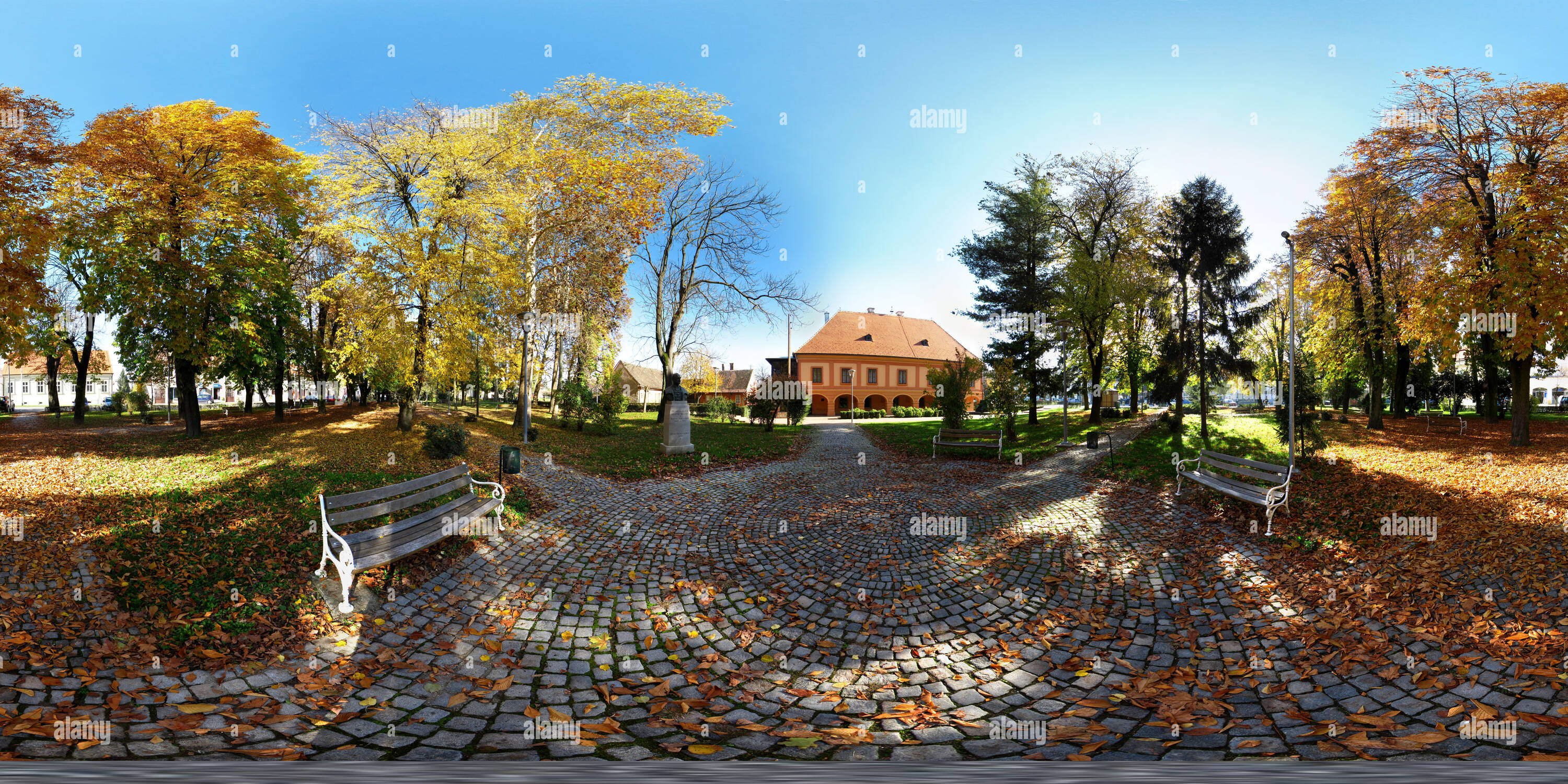 360° view of Park near museum - Alamy