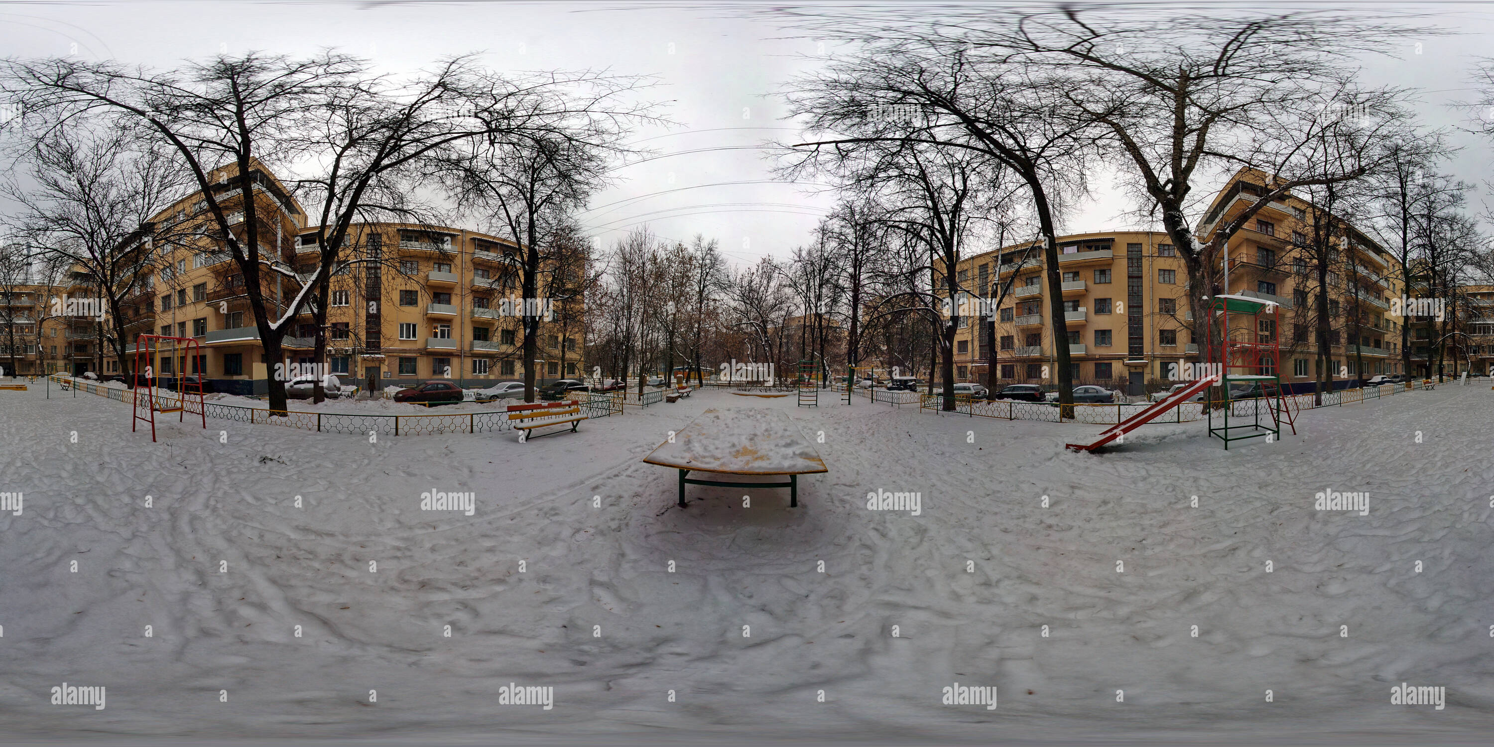 360 degree panoramic view of Moscow, yard near Shabolovka