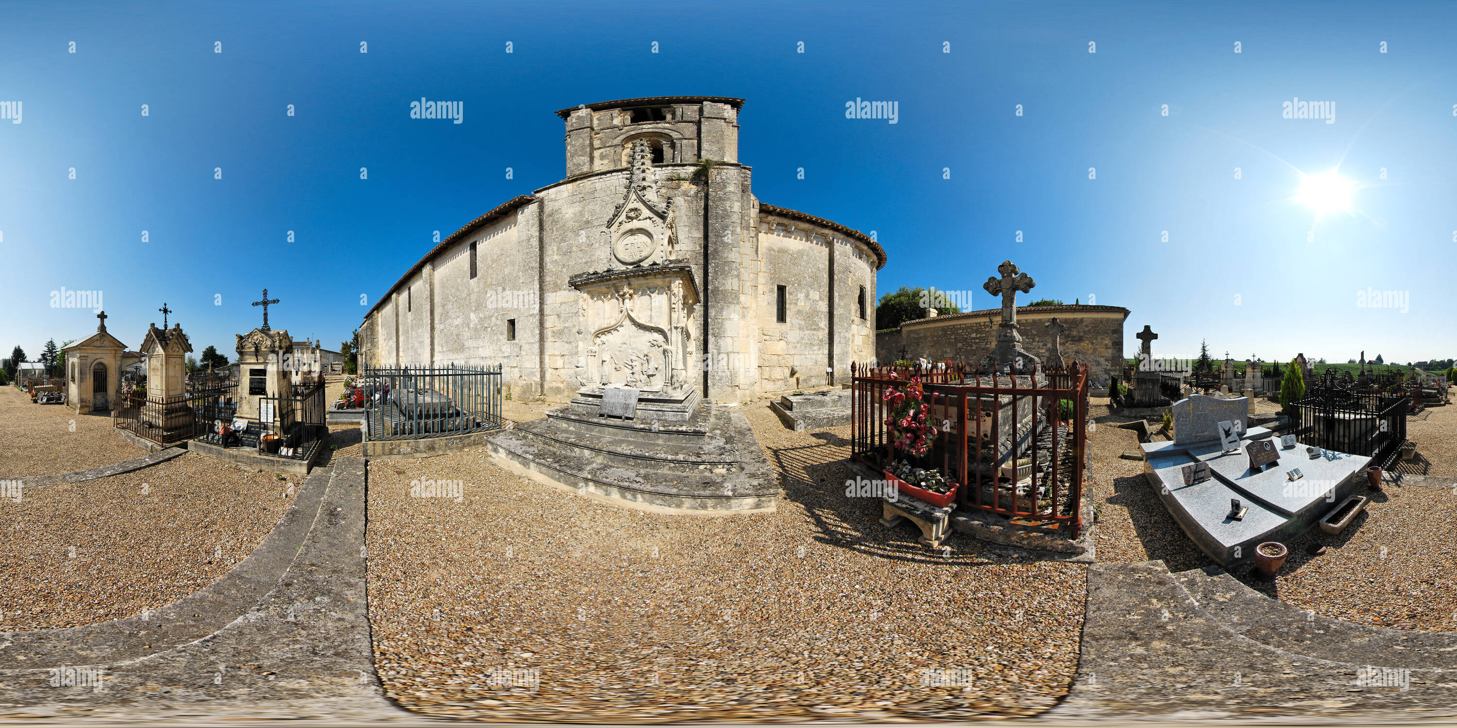 360 degree panoramic view of Eglise et cimetière de l'église de Saint-Martin-de-Mazerat  -  France