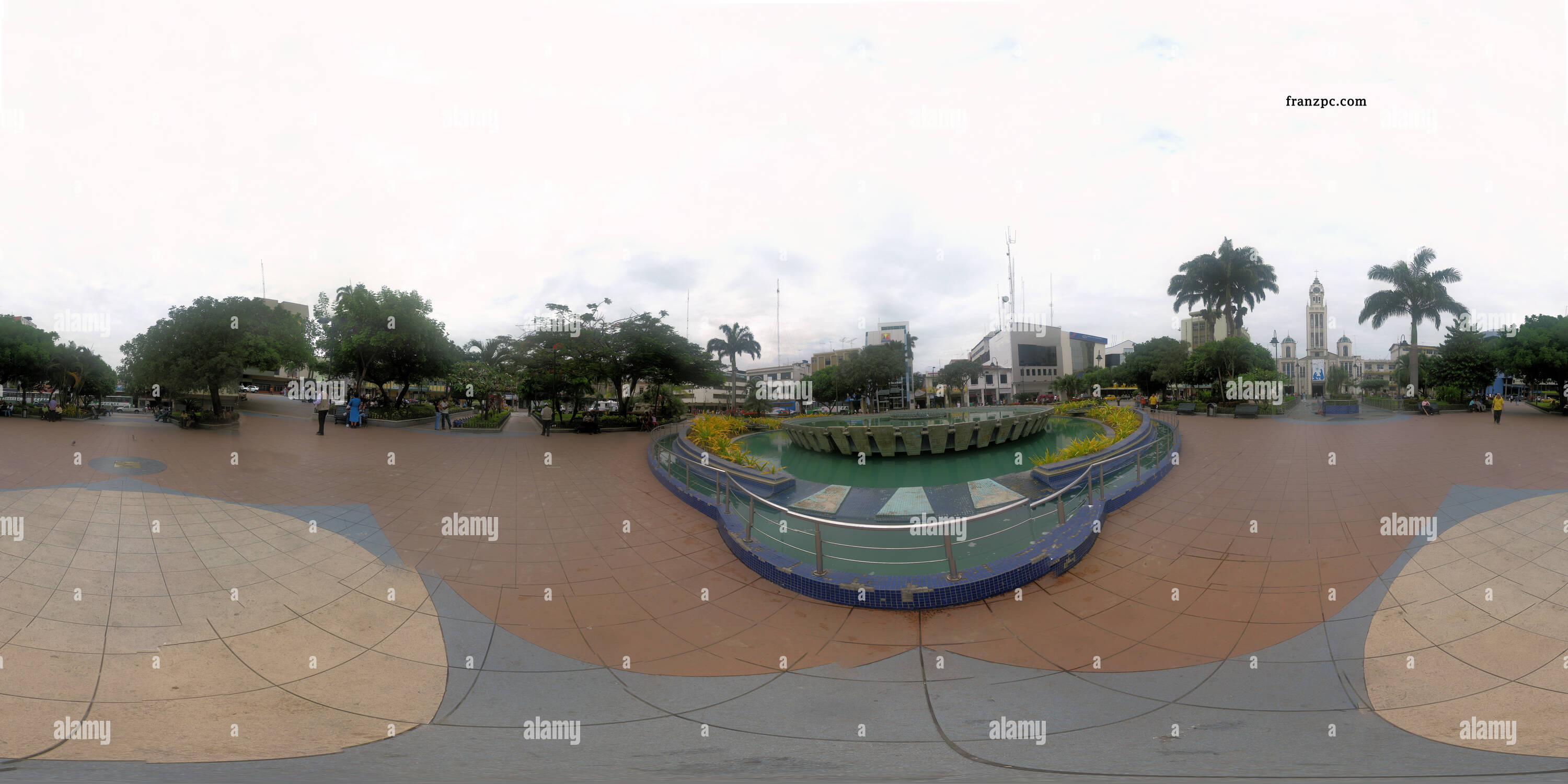 360 degree panoramic view of Central Park Machala