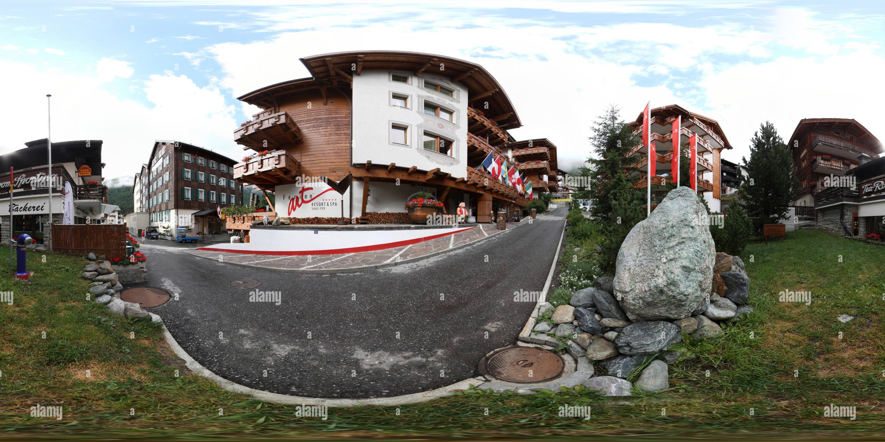 360° view of Saas Fee Ski Resort - Alamy