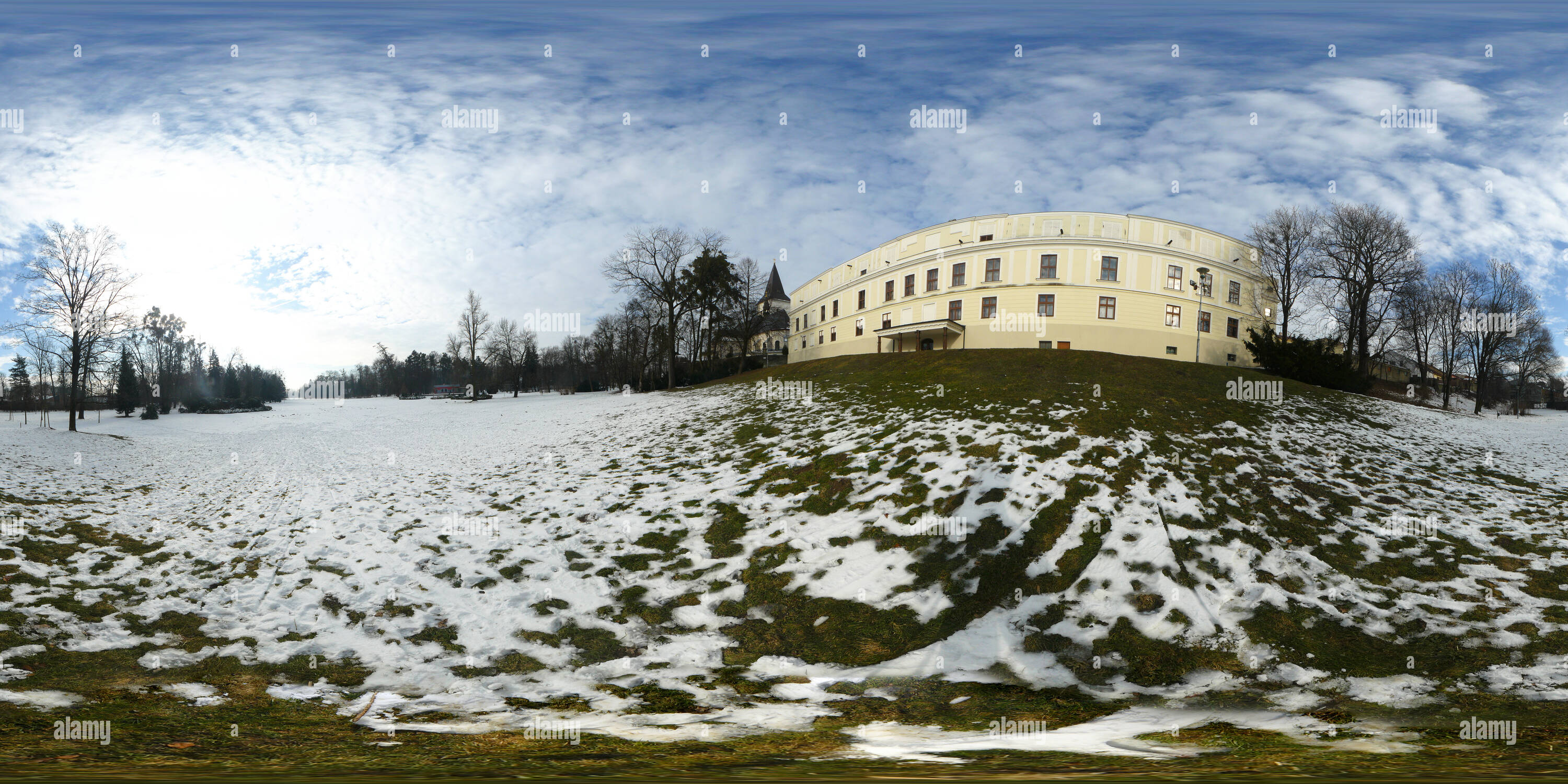 360° view of Karviná Park Boženy Němcové zadní část zámku - Alamy