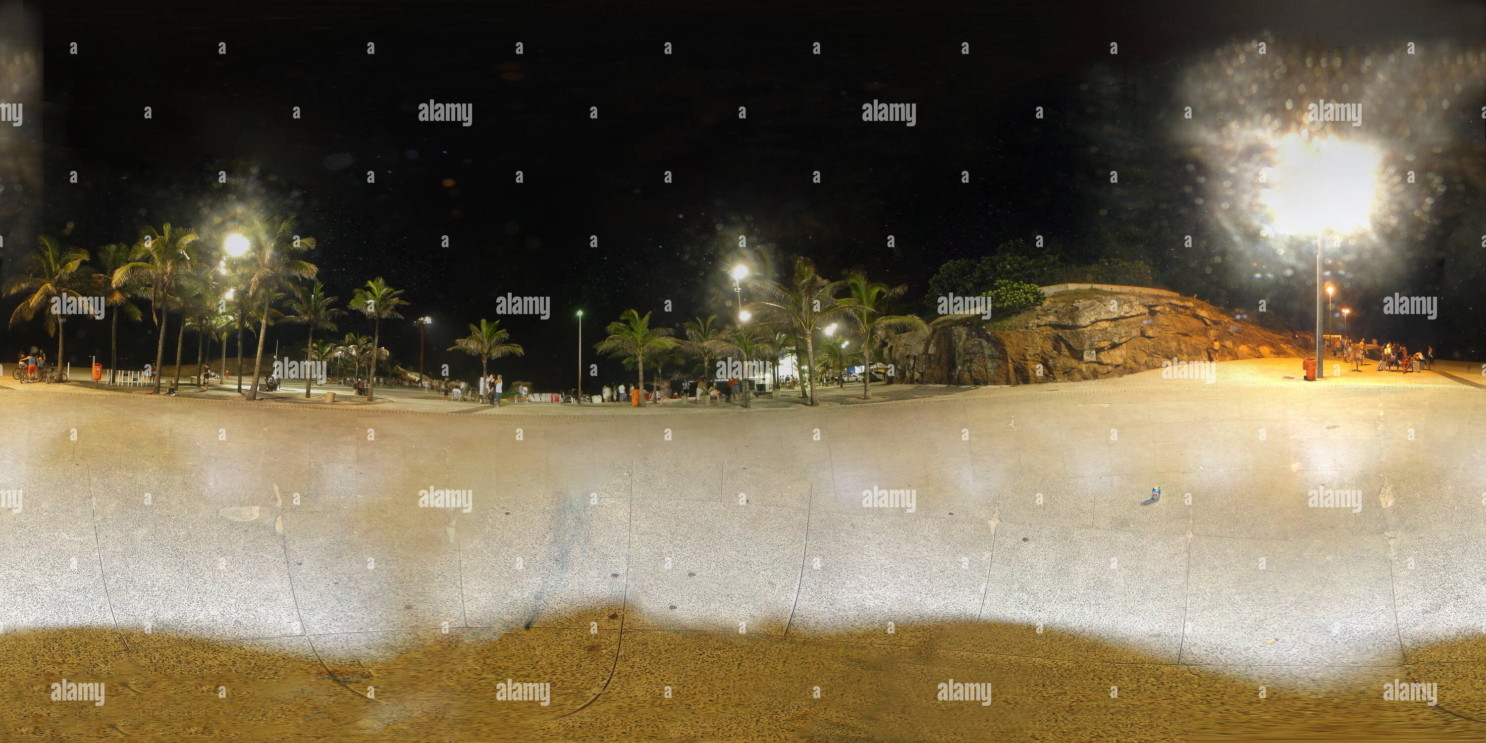 360° view of Arpoador Rio de Janeiro de Noite - Alamy