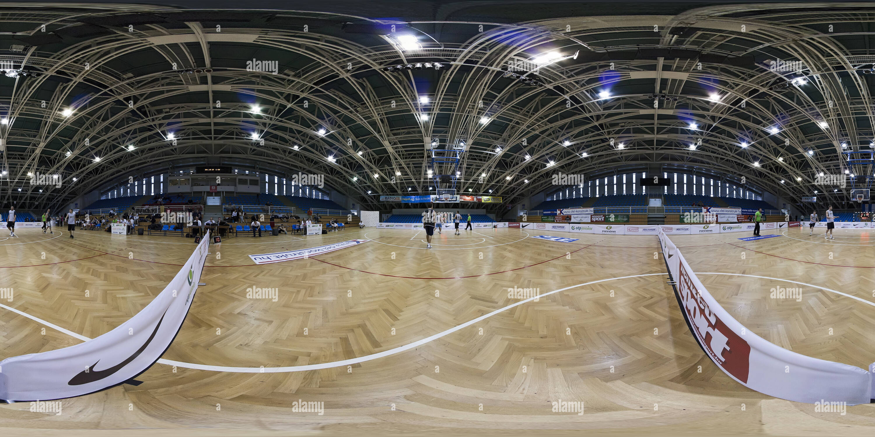 360 degree panoramic view of B33 Tour - Hungarian basketball championship