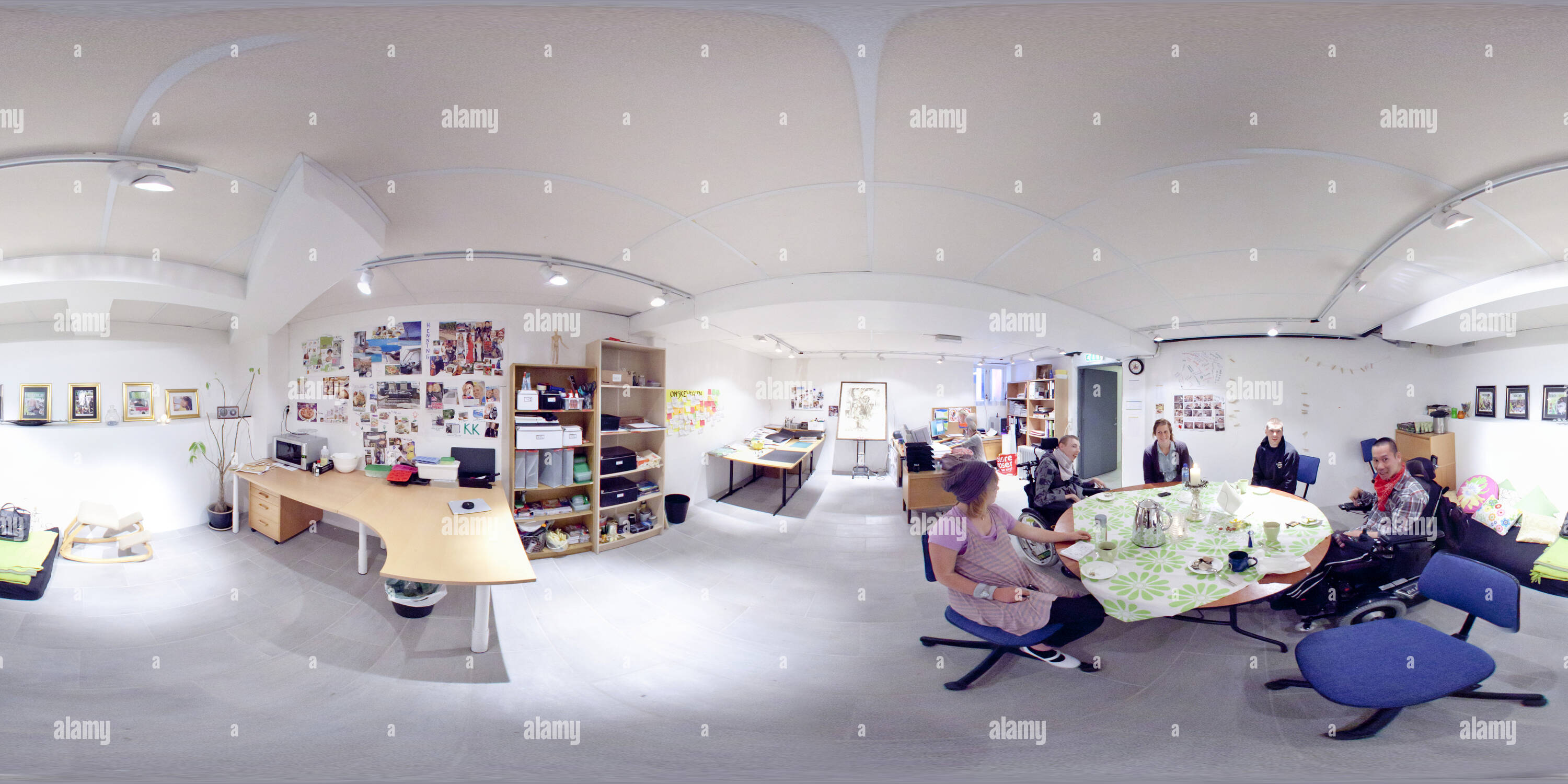 360° view of Sound of Happiness daycare senter - Alamy