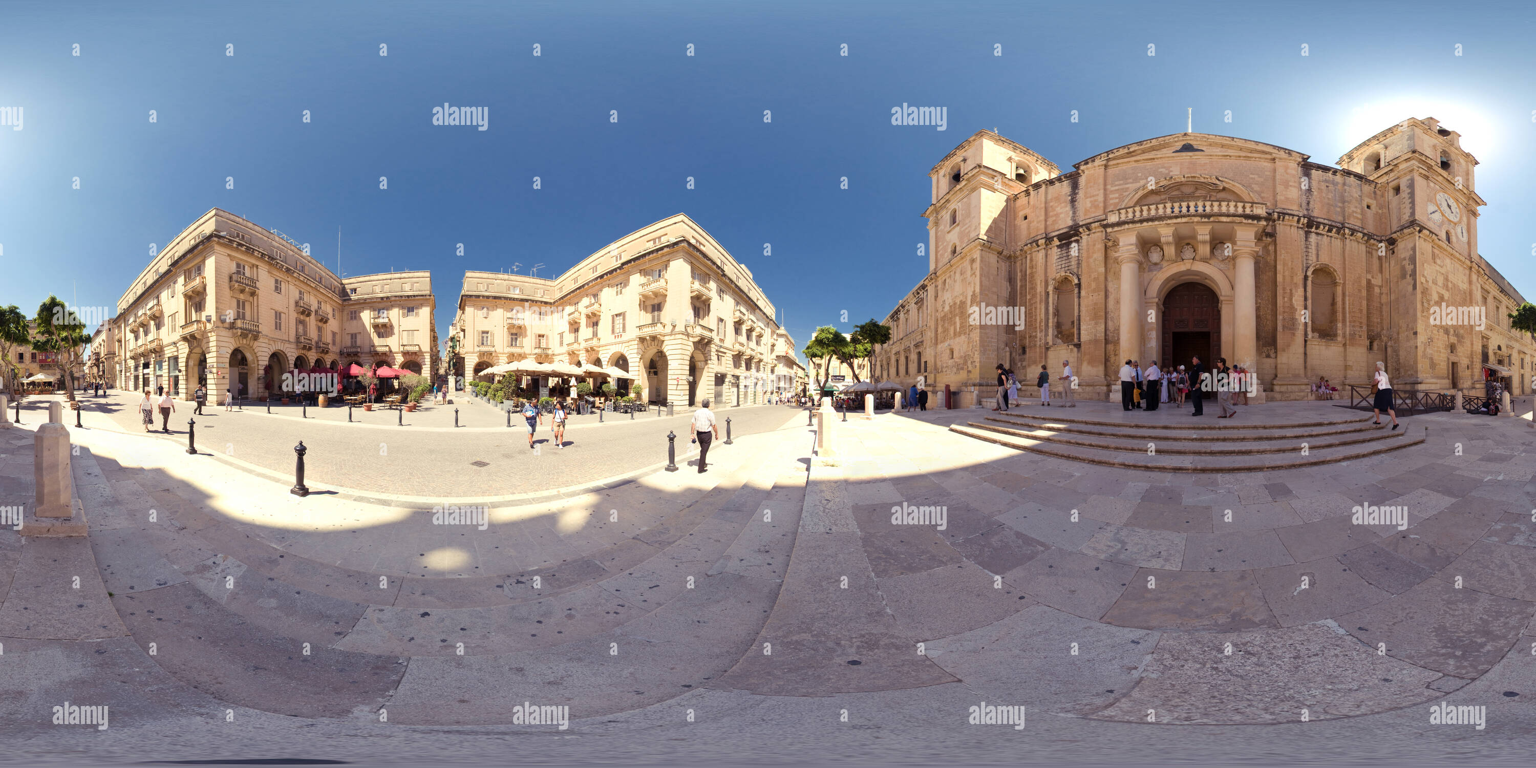 360 degree panoramic view of St. John's Co-Cathedral in Valletta
