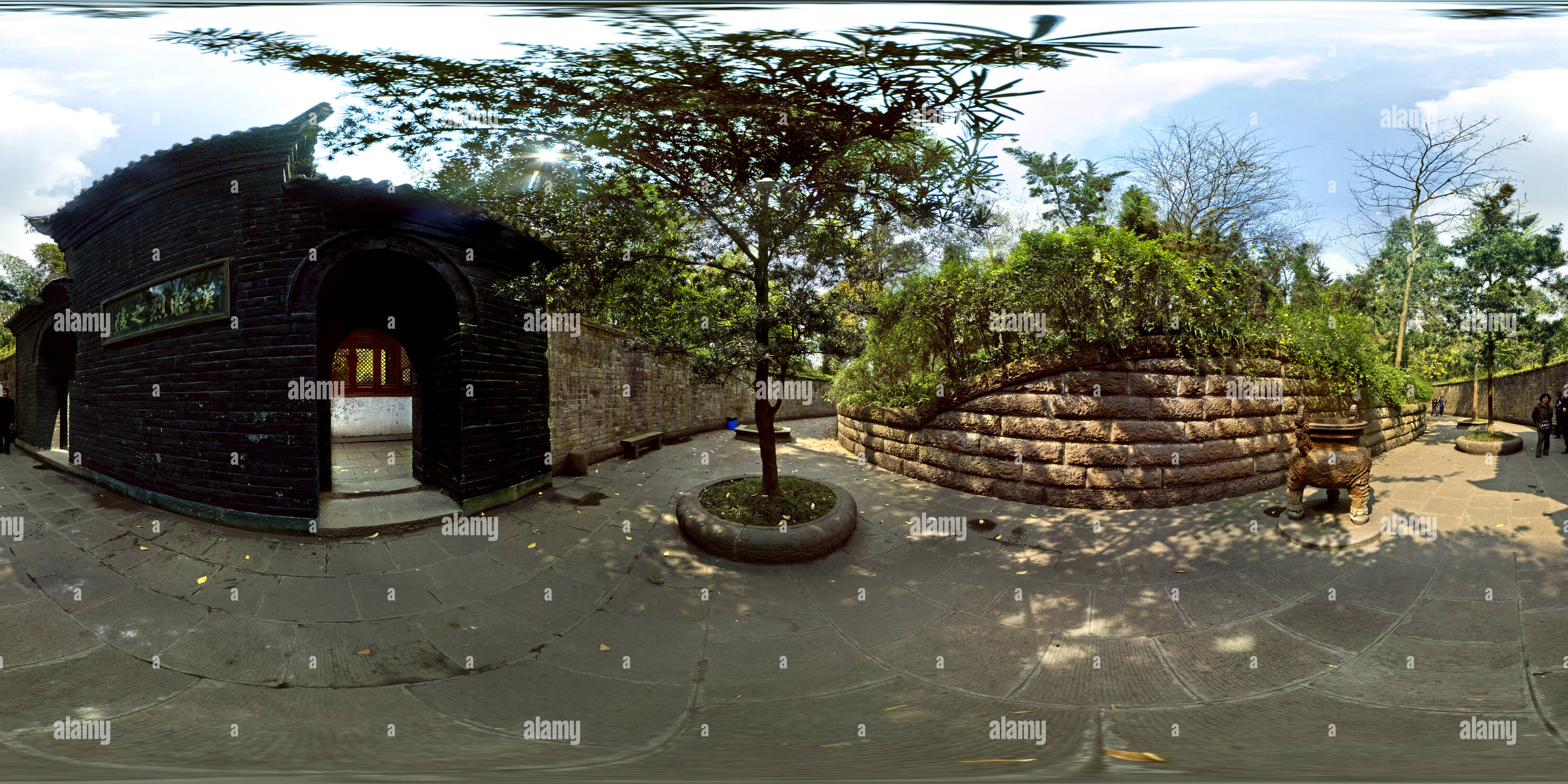 360 degree panoramic view of The tomb of the founder（Liu Bei）of the Shu dynasty  wuhouci chengdou