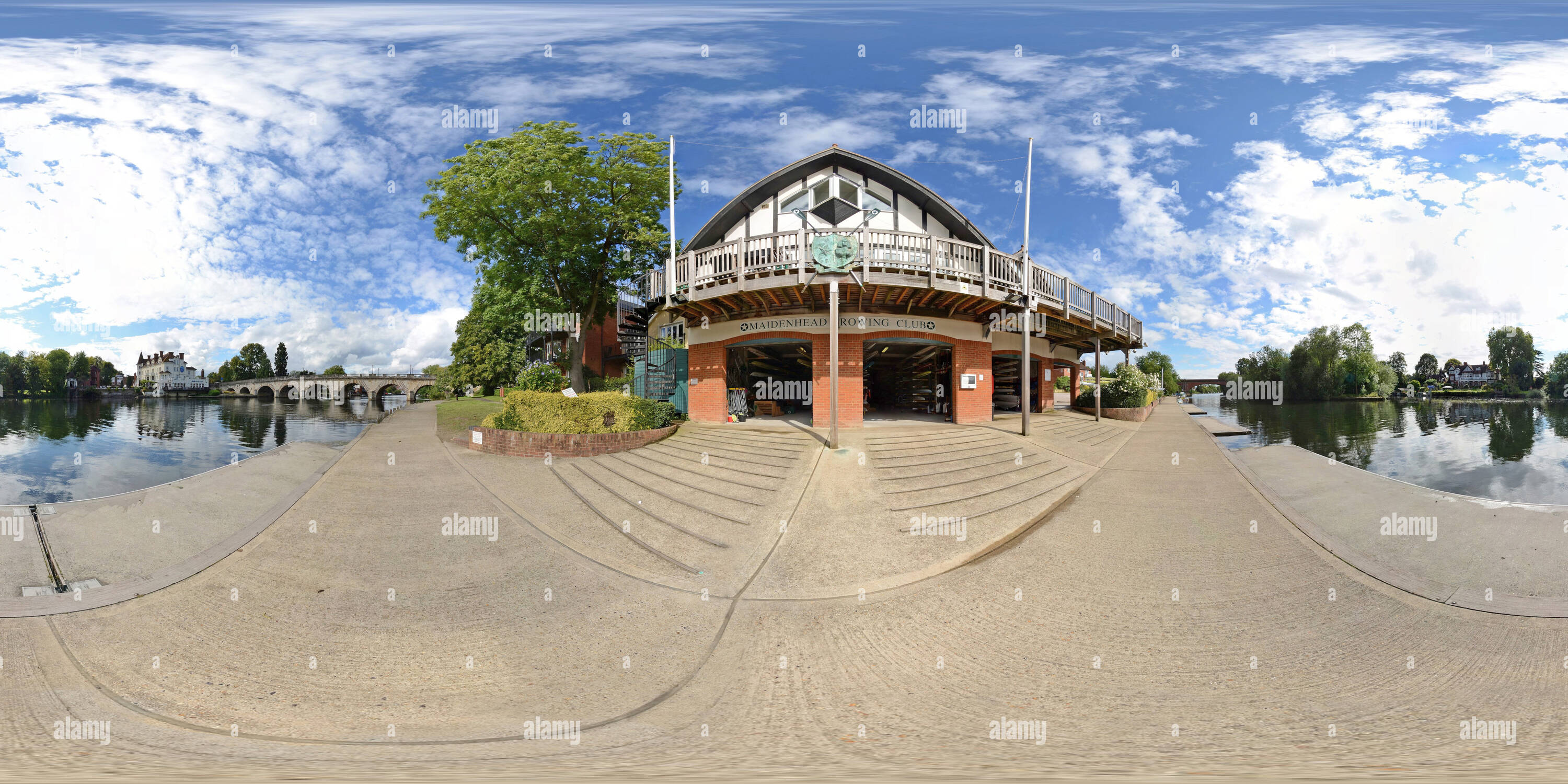 360° view of Maidenhead Boathouse 2 Alamy
