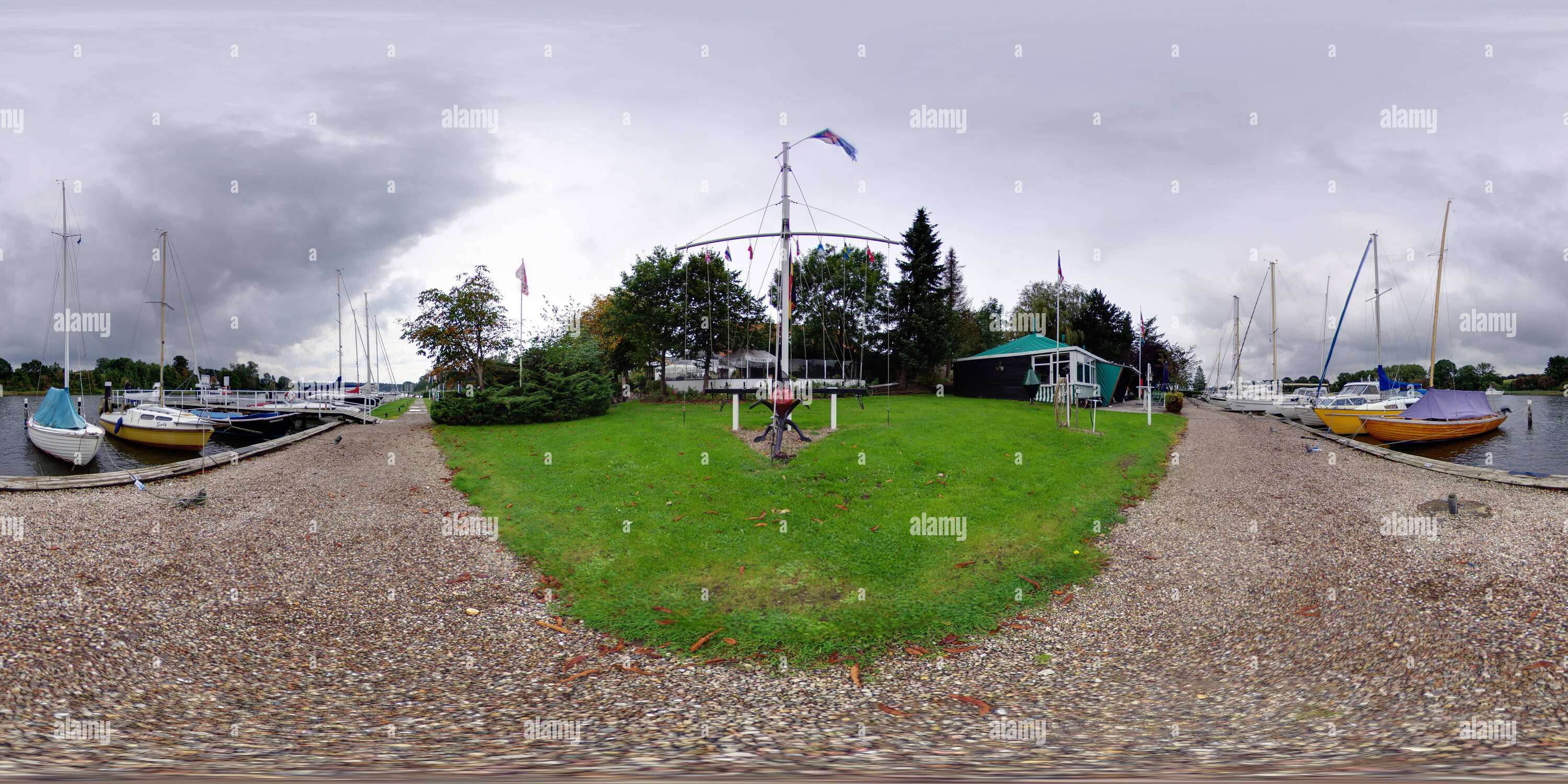 360° view of Missunde Pacifier Tree - Alamy