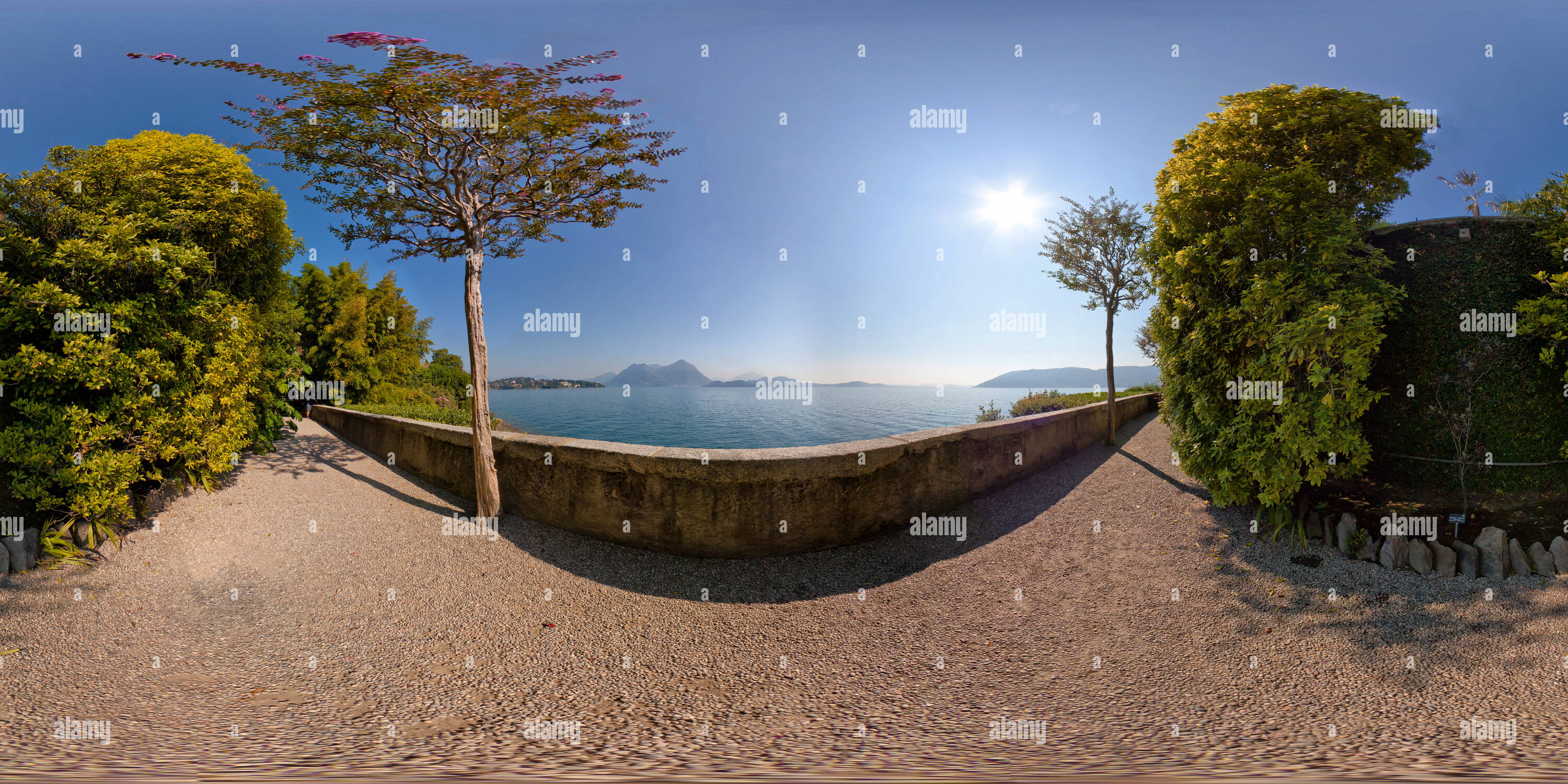 360° view of Sunny day at Lago Maggiore - Alamy