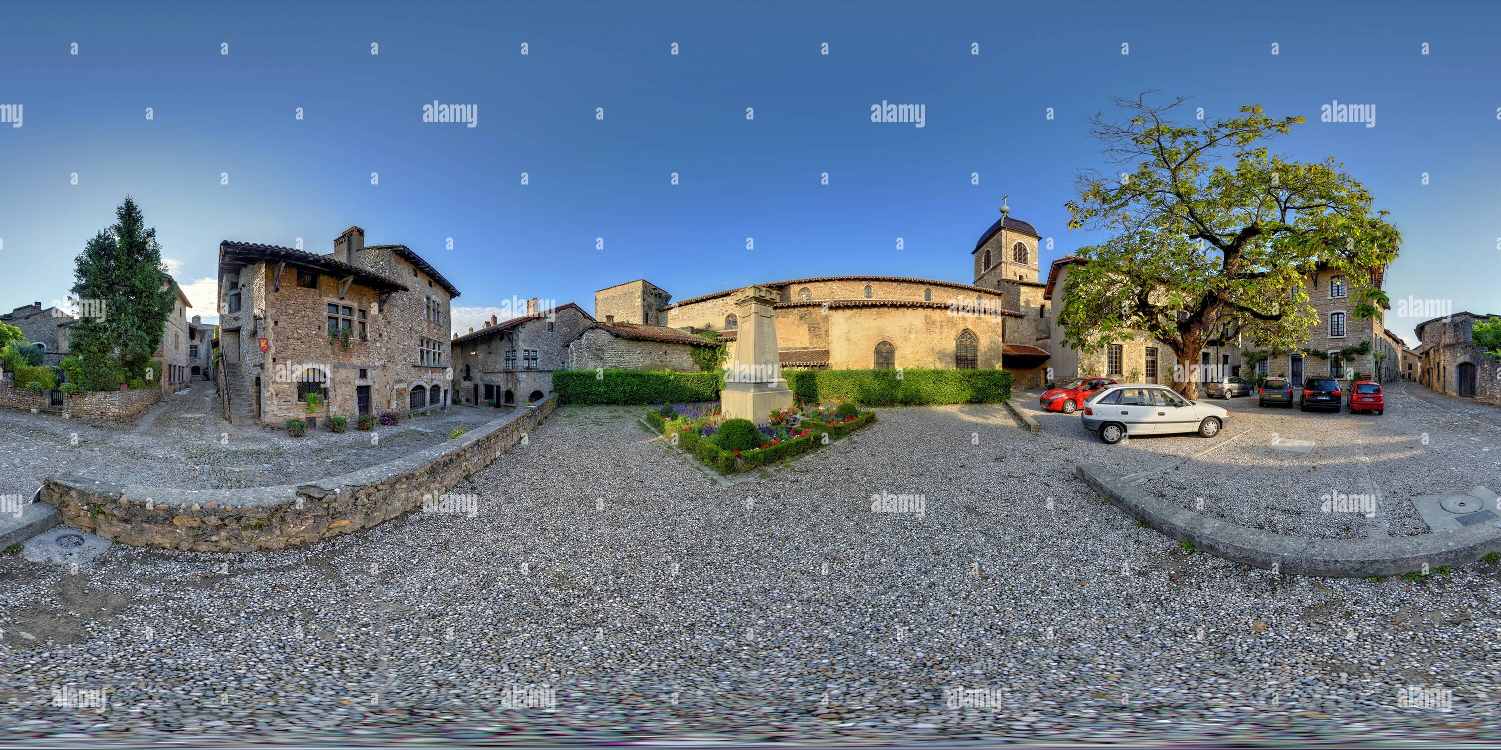 360° view of Pérouges Village Médiéval Église fortifiée Sainte-Marie ...