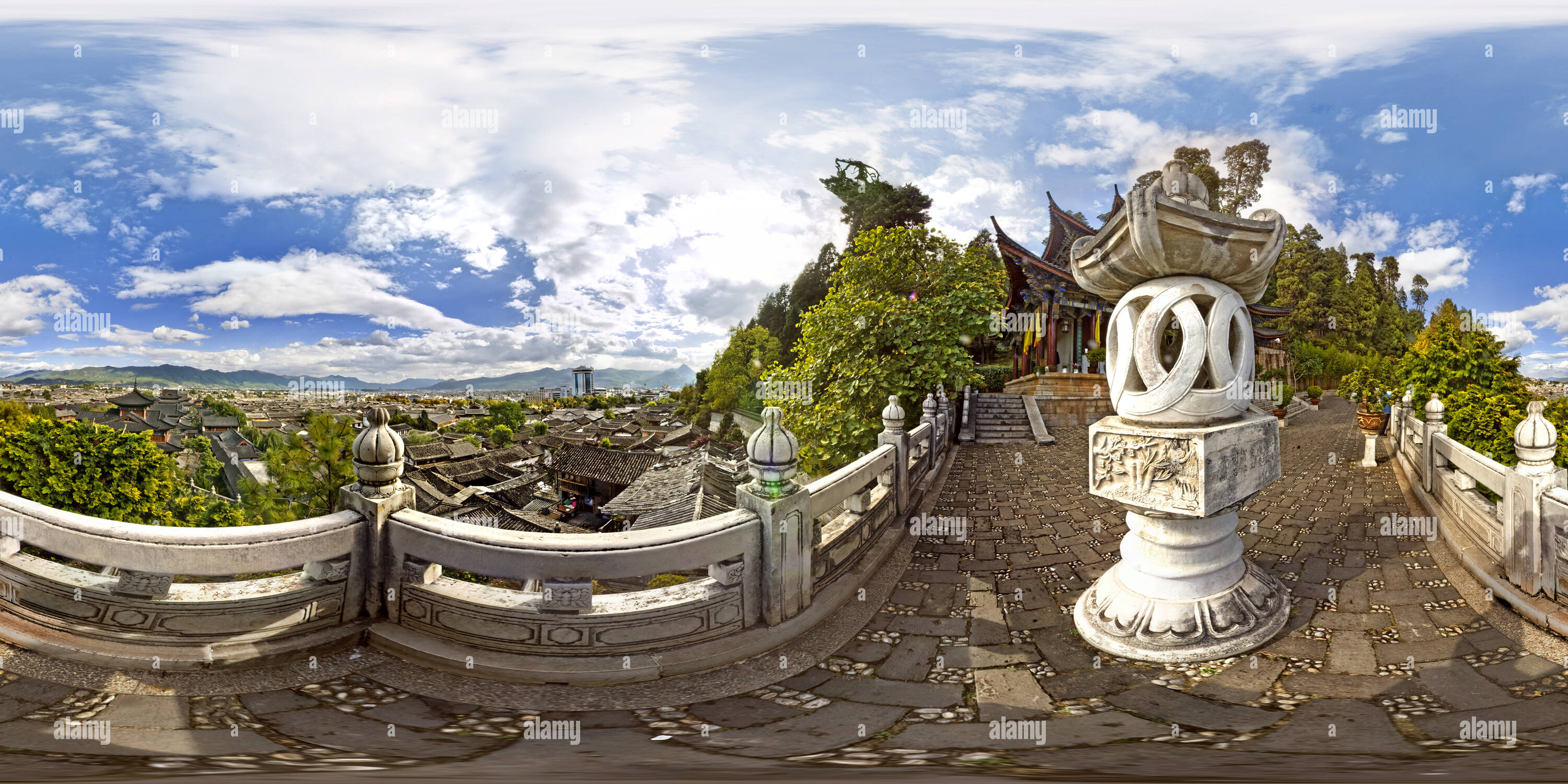 360 degree panoramic view of Watch Old Town of Lijiang panorama in the best position——Mu Family Mansion