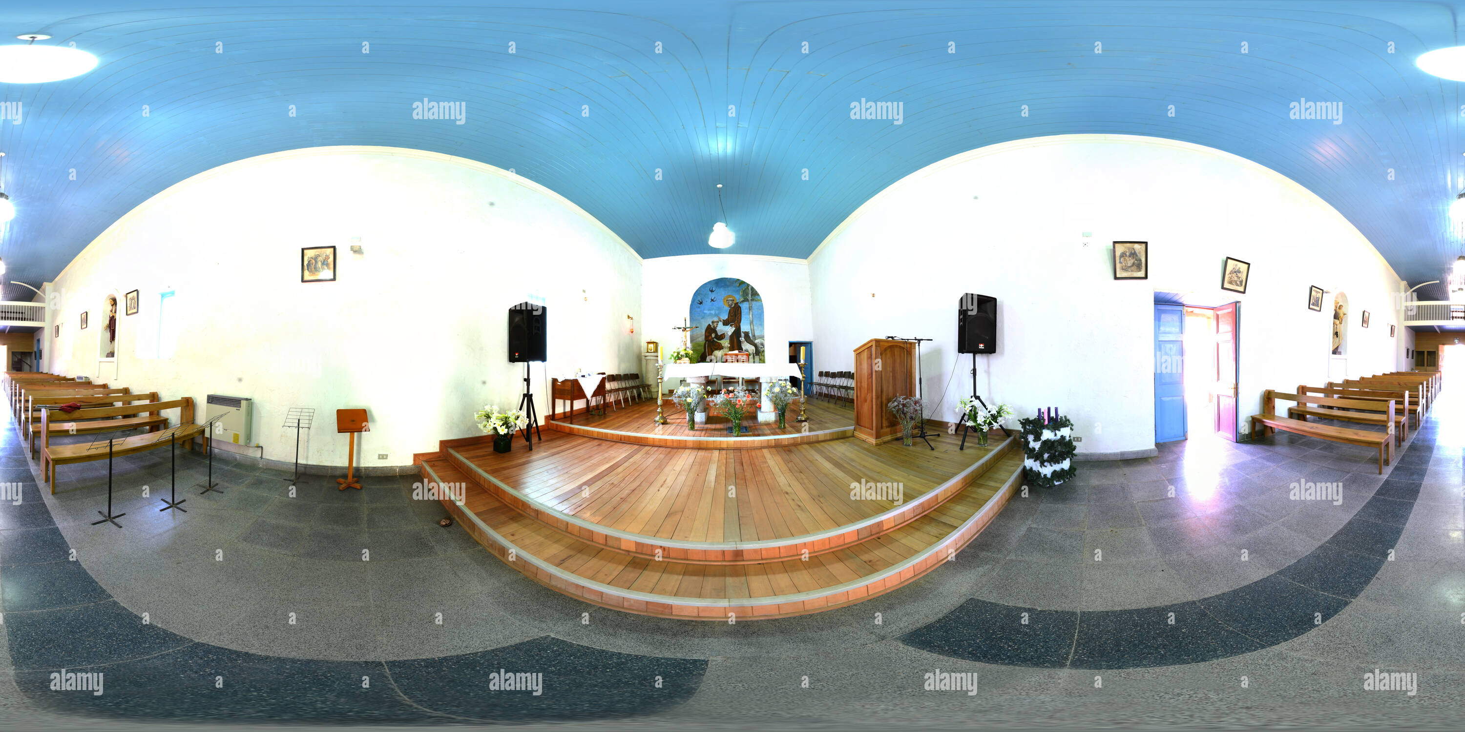 360° view of Interior Iglesia San Pedro de Alcántara Alamy