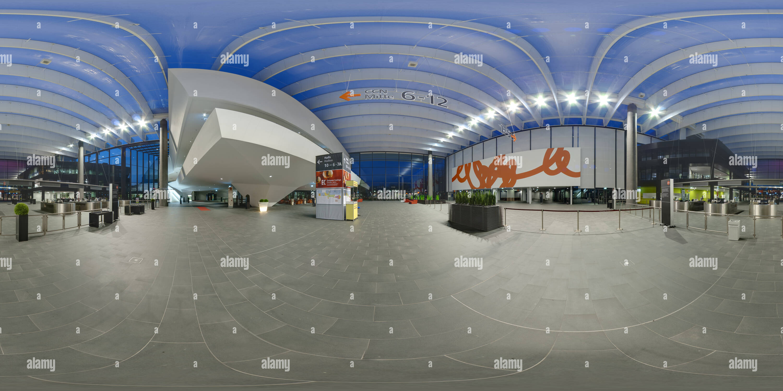 360° view of Nürnberg Messe Eingangsbereich Alamy