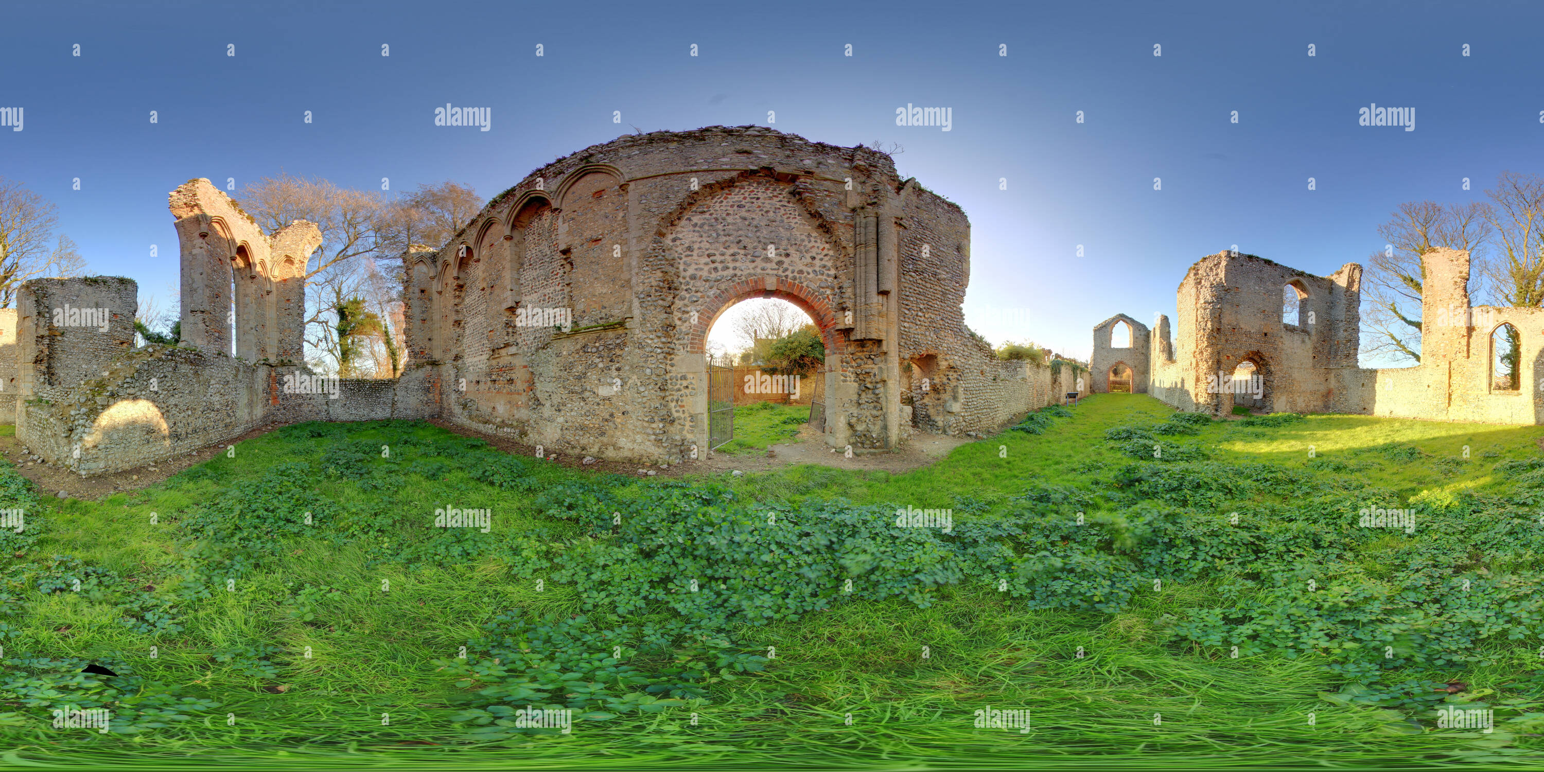 360° view of Beeston Regis Priory Alamy