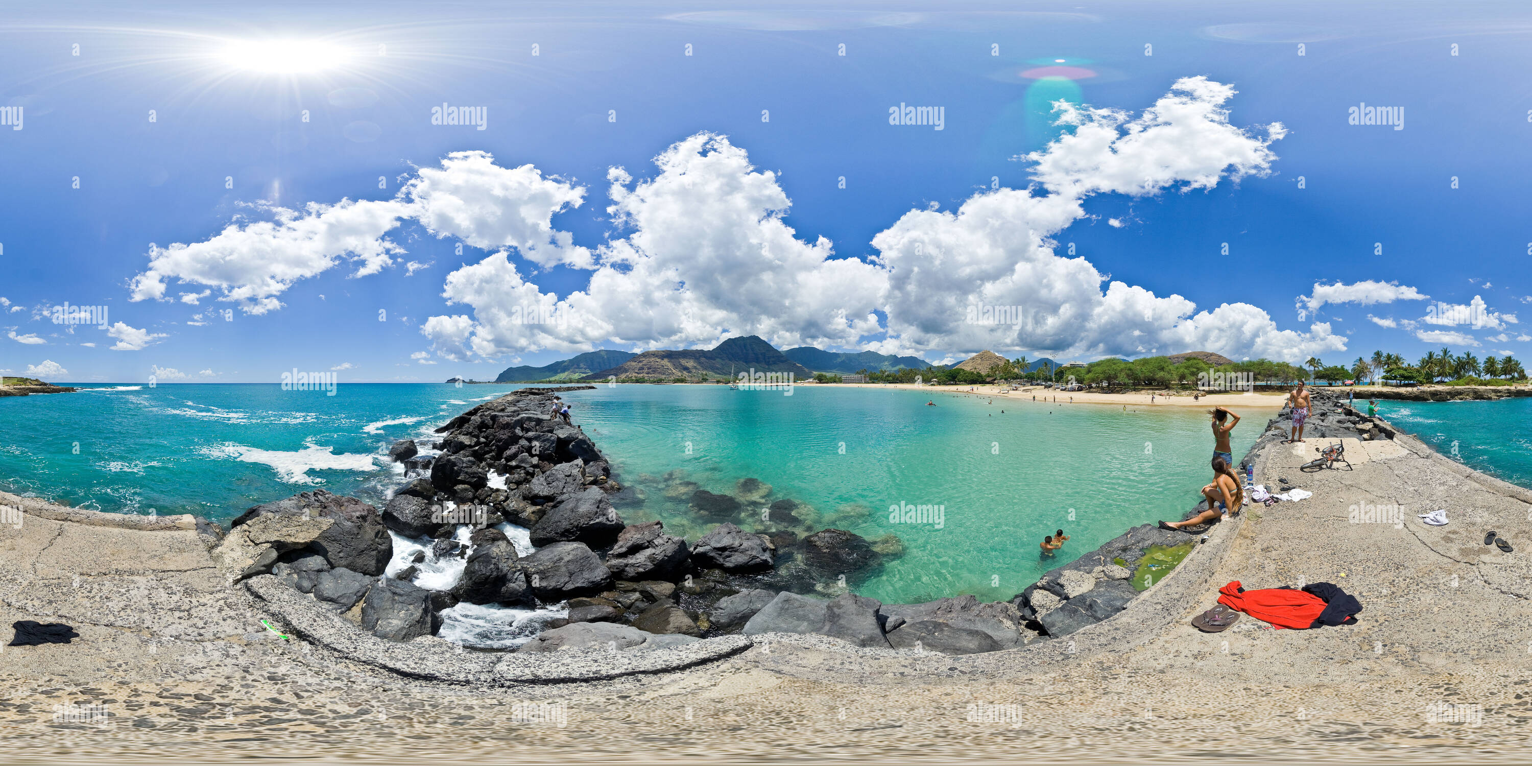 Pokai bay hi-res stock photography and images - Alamy