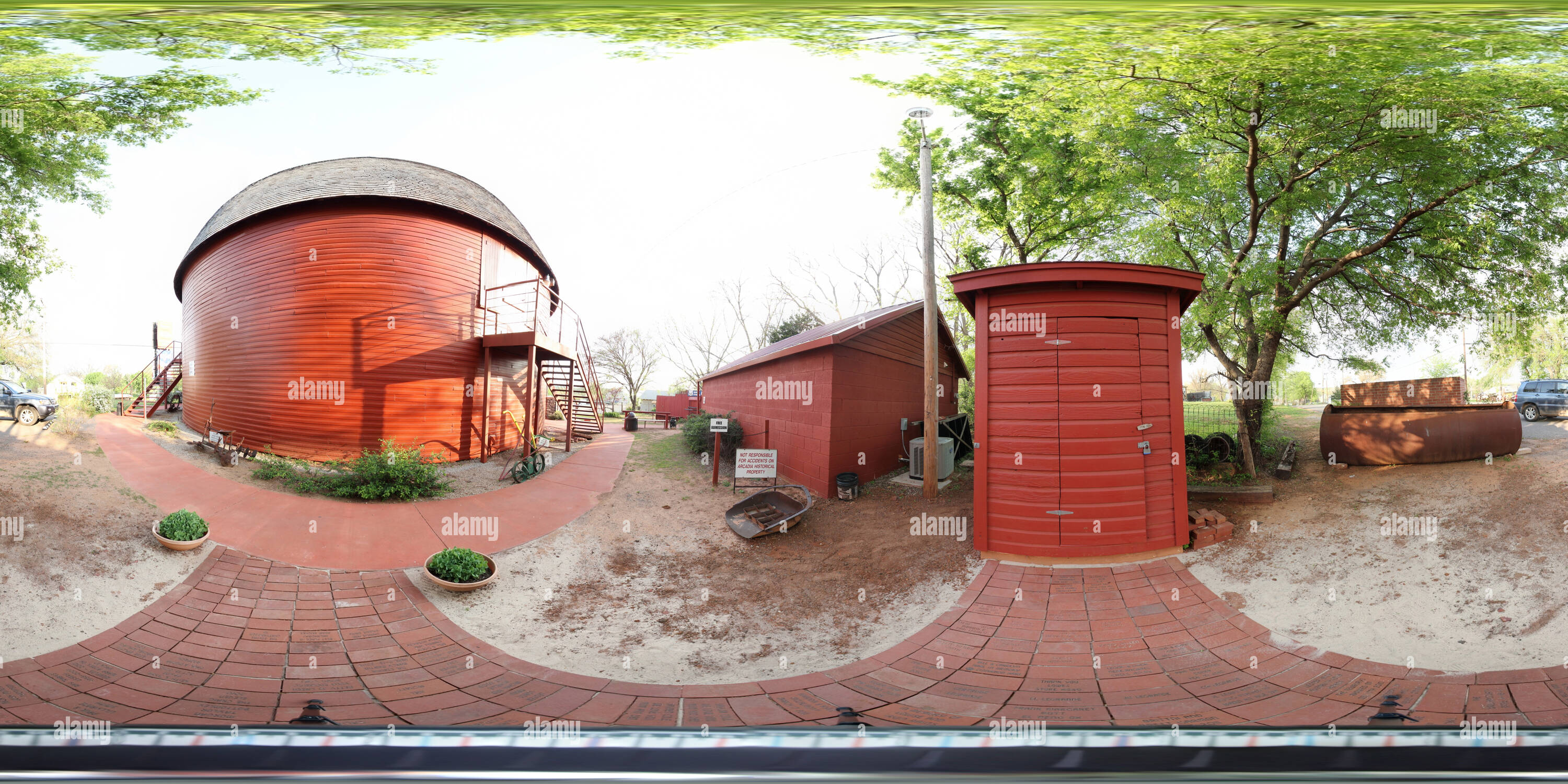 360 degree panoramic view of Round Barn in Arcadia, OK