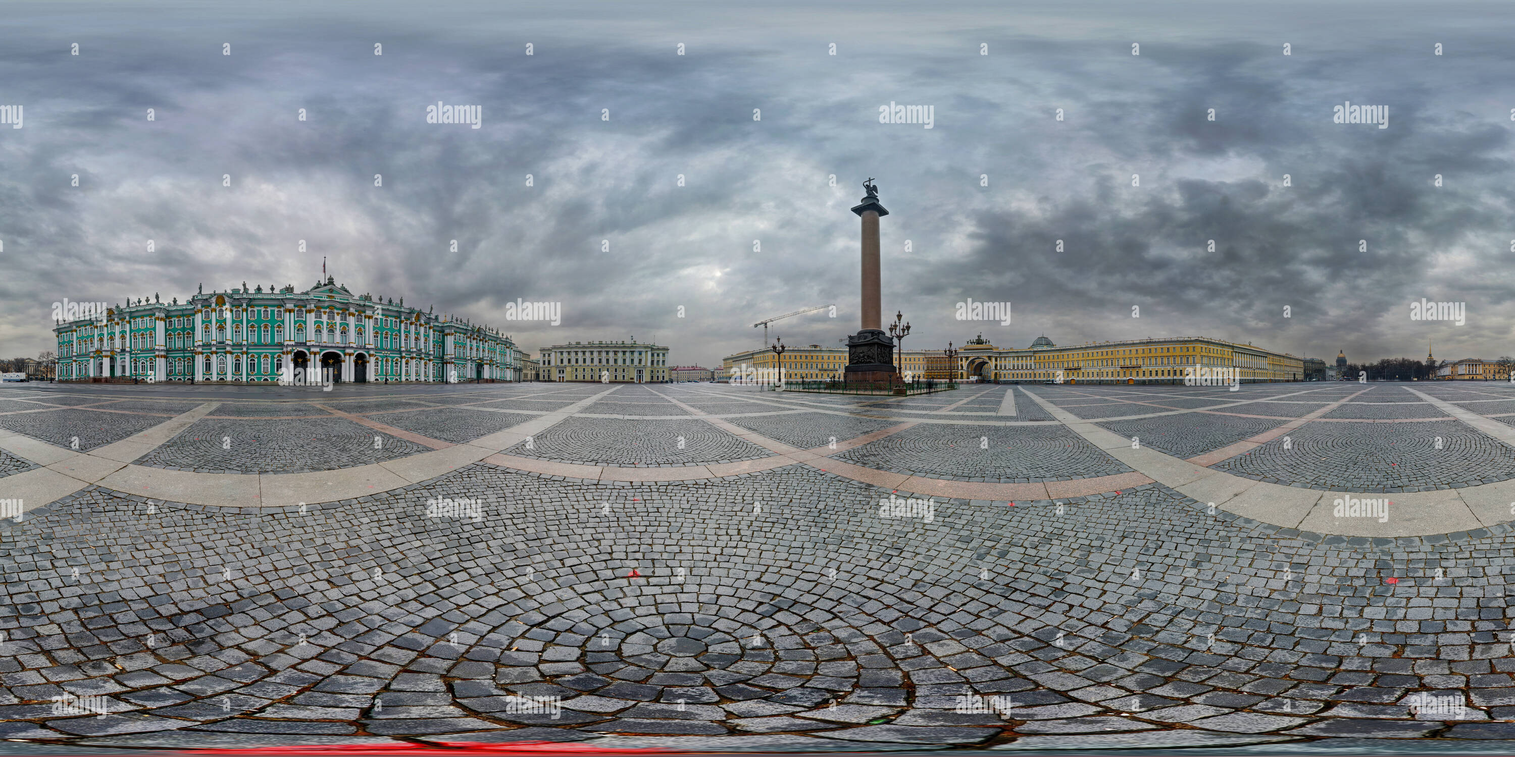 360° view of The Winter Palace from Palace Square - Saint Petersburg ...