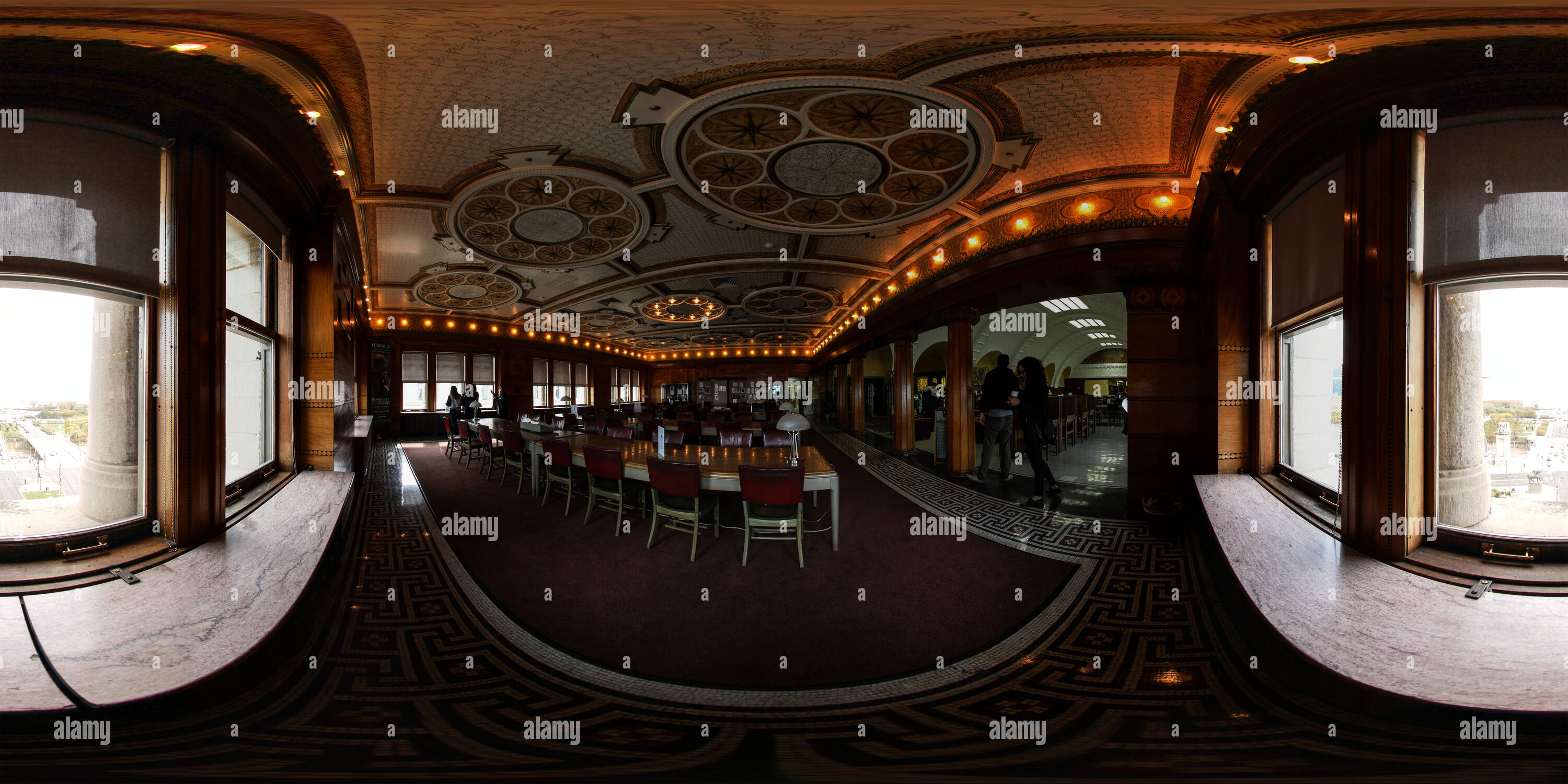 360° view of Roosevelt University Chicago - Library Reading Room - Alamy