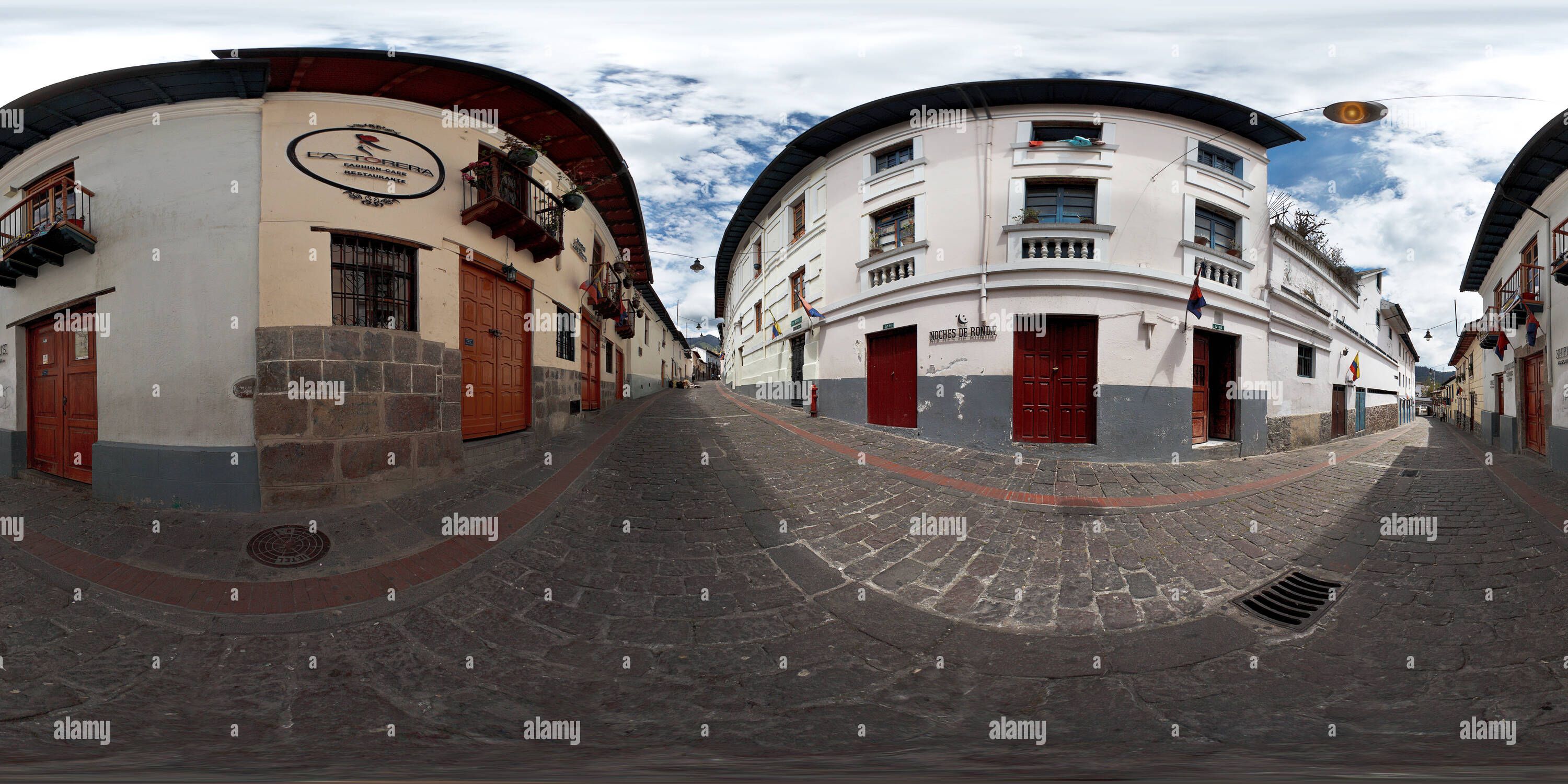 360° view of la ronda street in quito Alamy