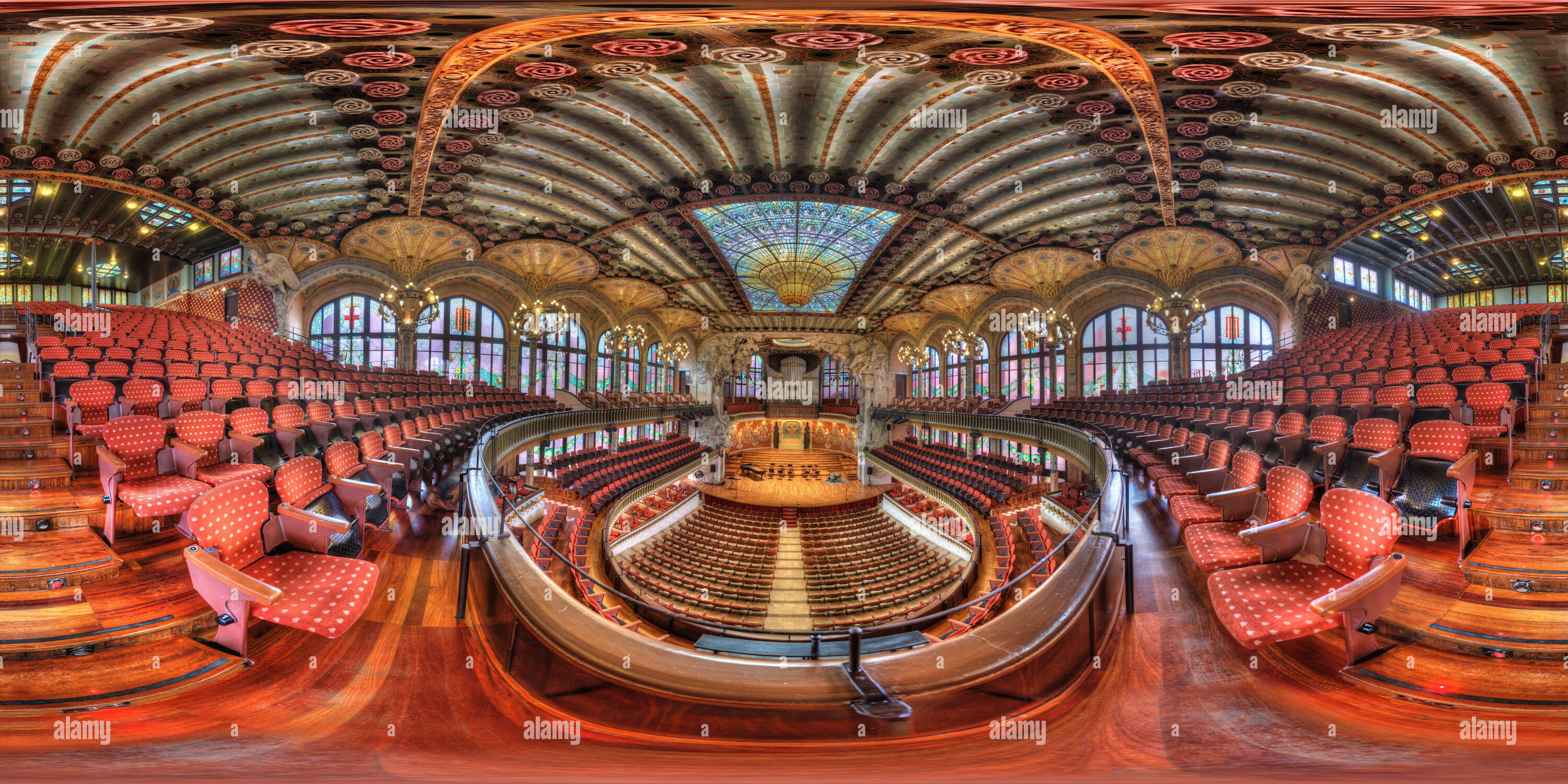 360° view of palau de la musica. barcelona - Alamy